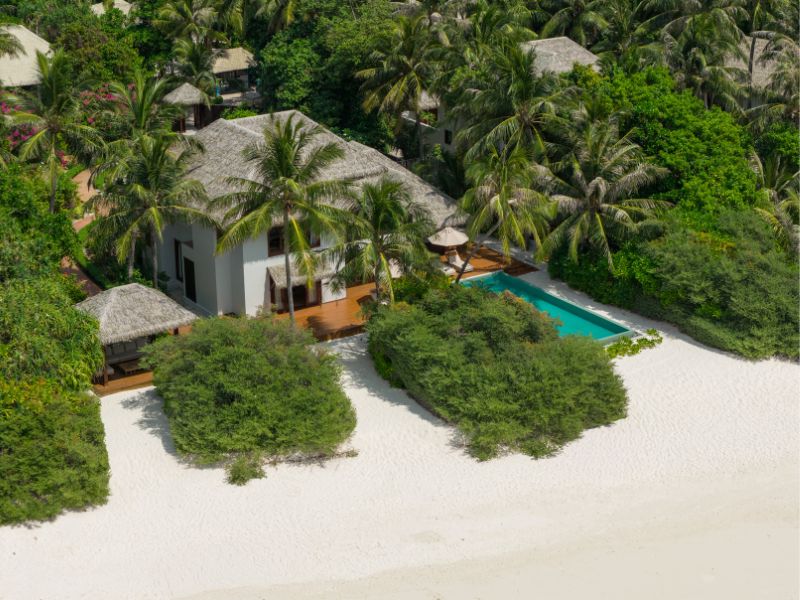 Dusit Thani Maldives – Residence aus der Luft