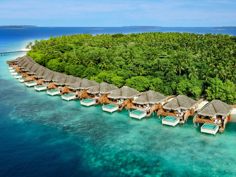 Dusit Thani Maldives – Blick über die Resortanlage