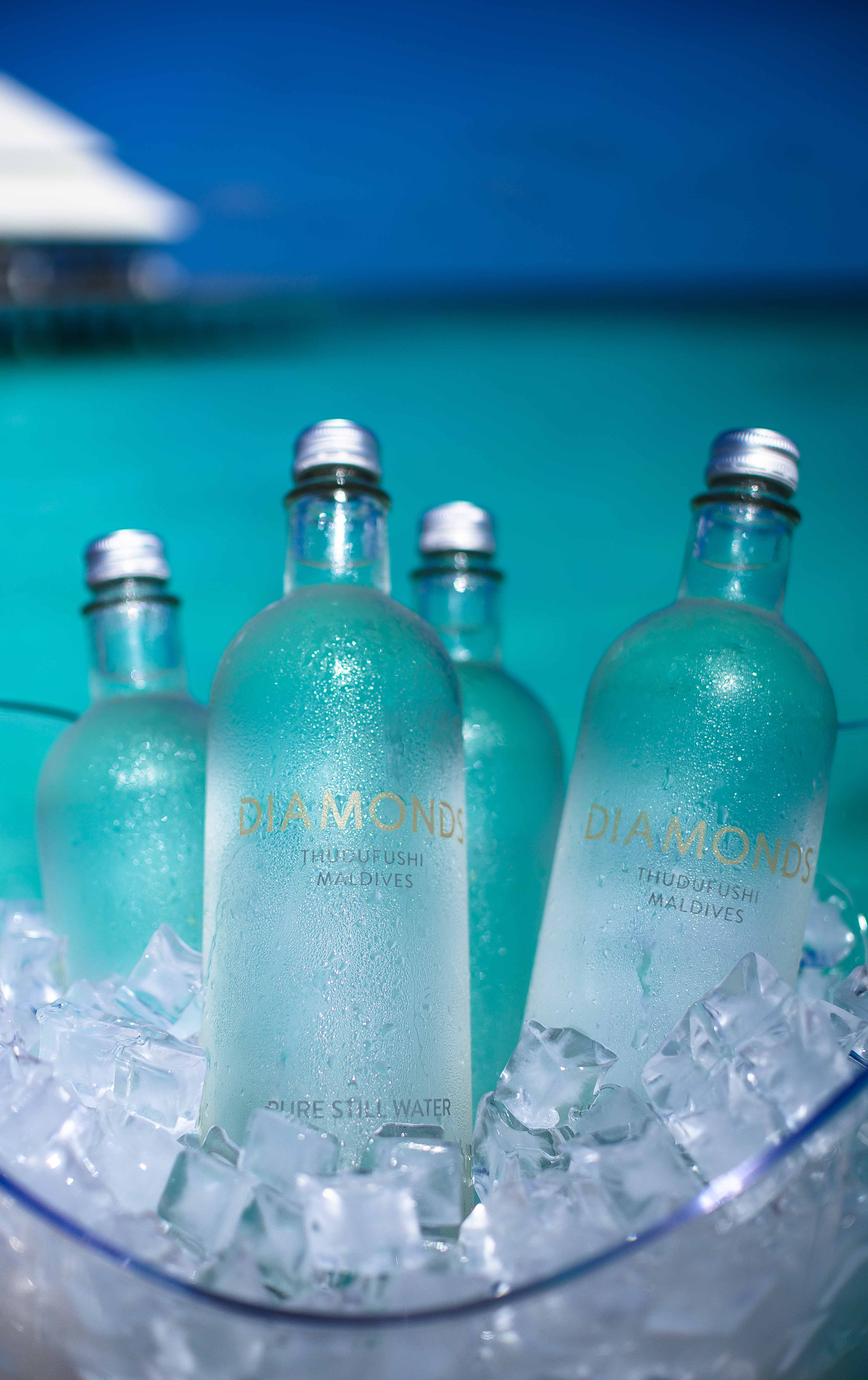 Diamonds Thudufushi – Abendstimmung im Overwater-Restaurant