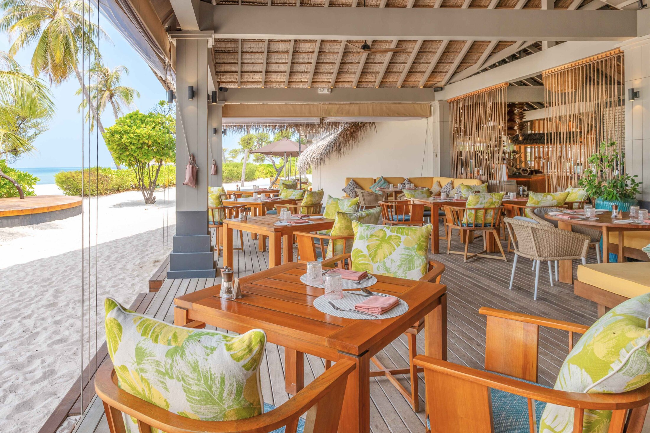 Cora Cora Maldives – Tazäa® am Wasser