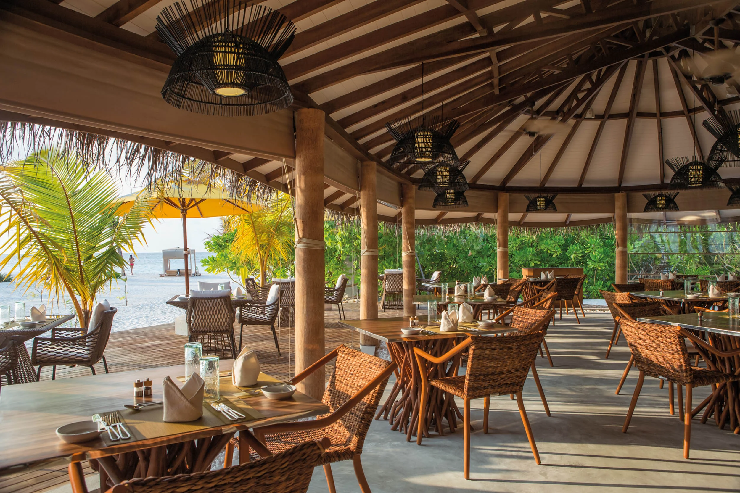 Drift Thelu Veliga Retreat – Open-Air-Dining