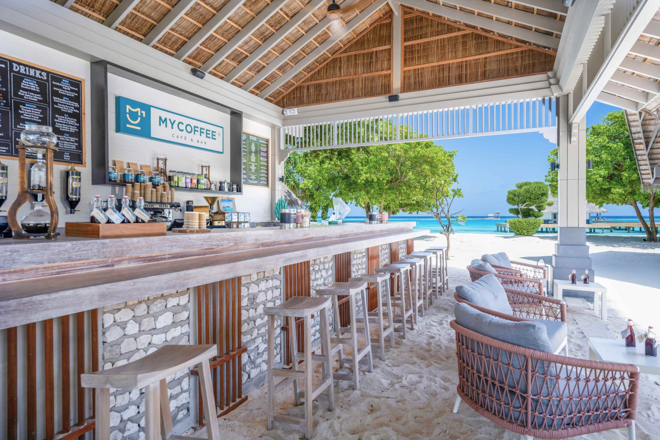 Cora Cora Maldives – MYCOFFEE® am Strand