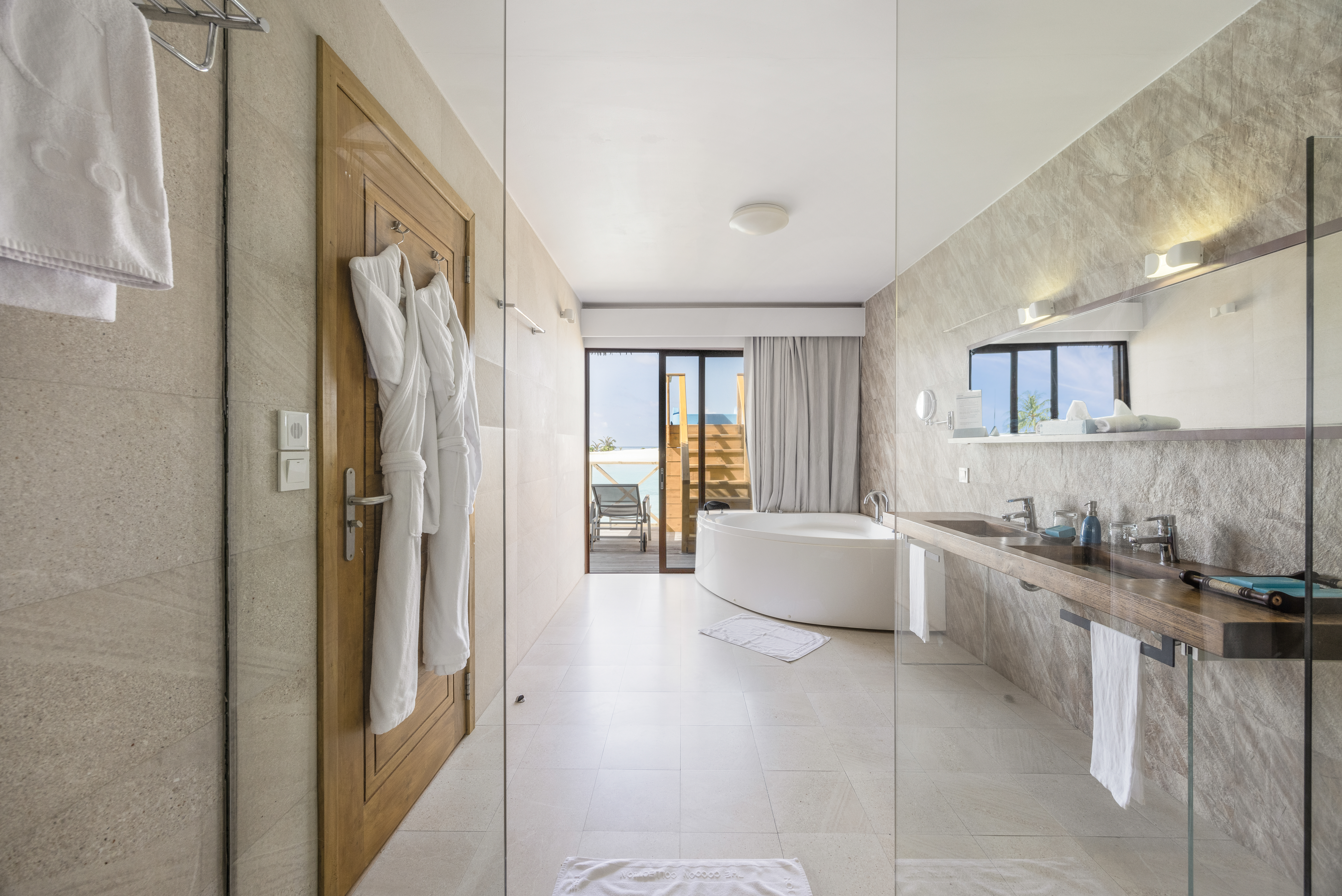 Lagoonensuite mit Rutsche - Bild 2