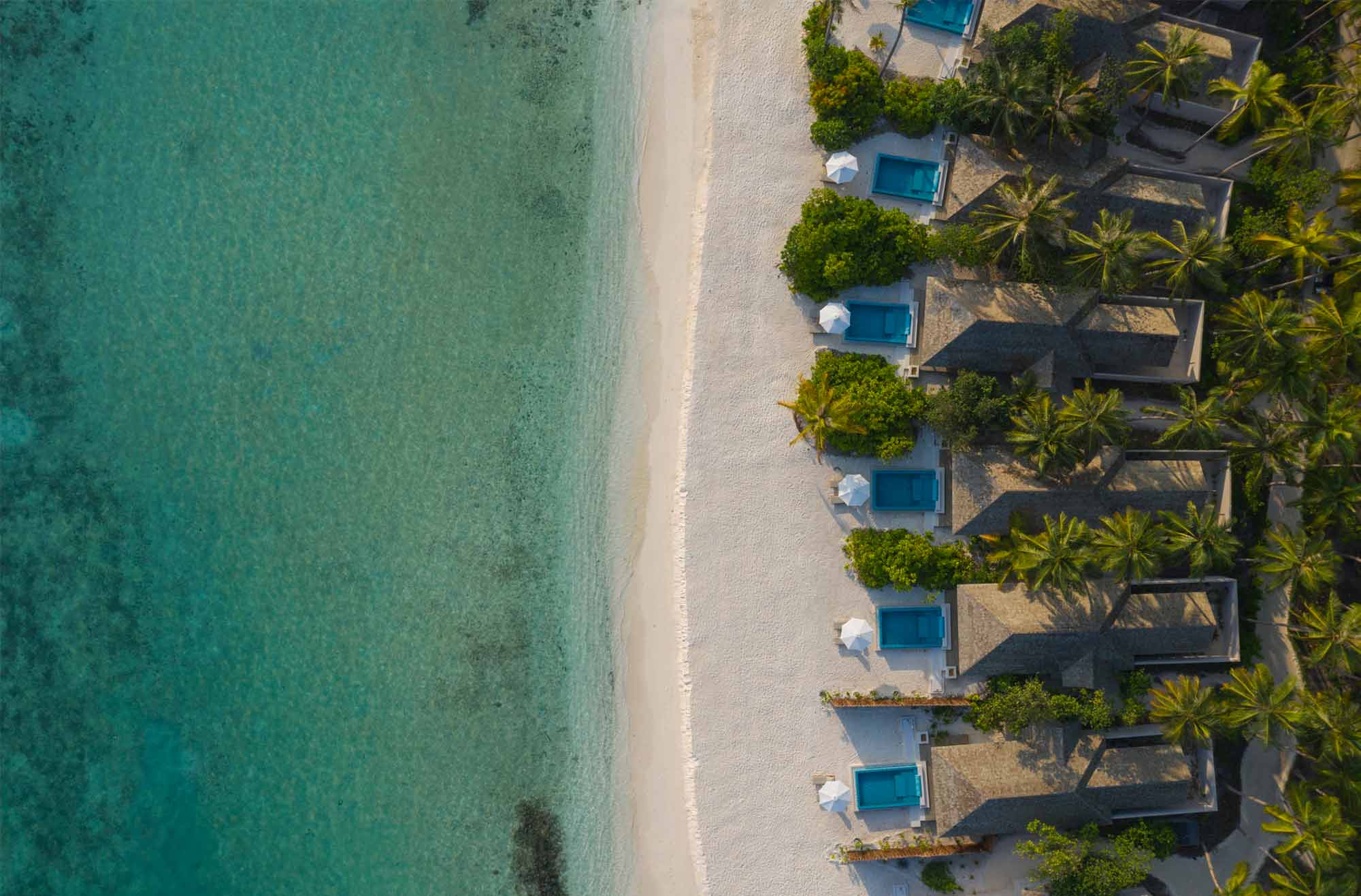 Family Beach Villa with Pool auf Emerald Faarufushi