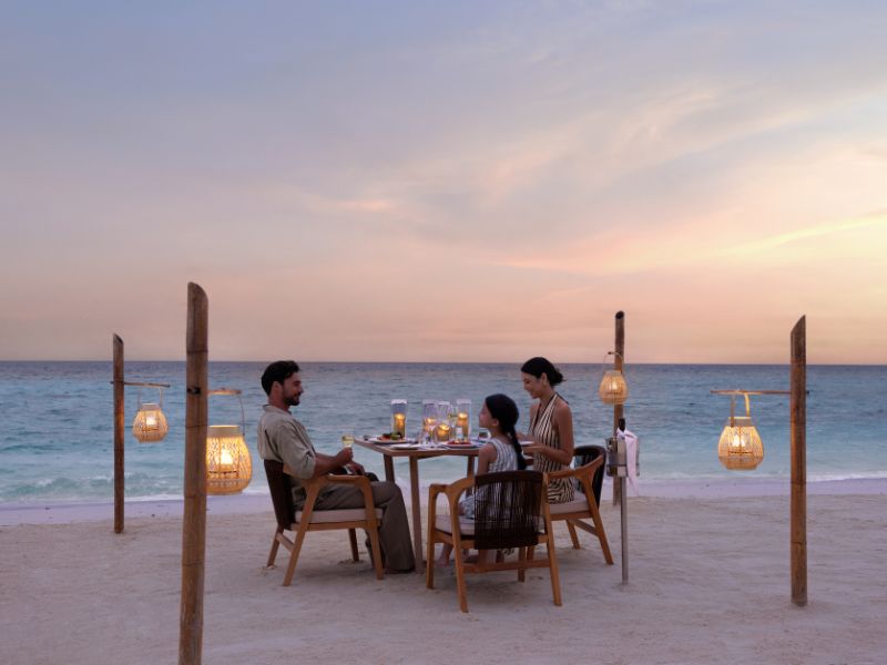 The One Table: Borderless Dining