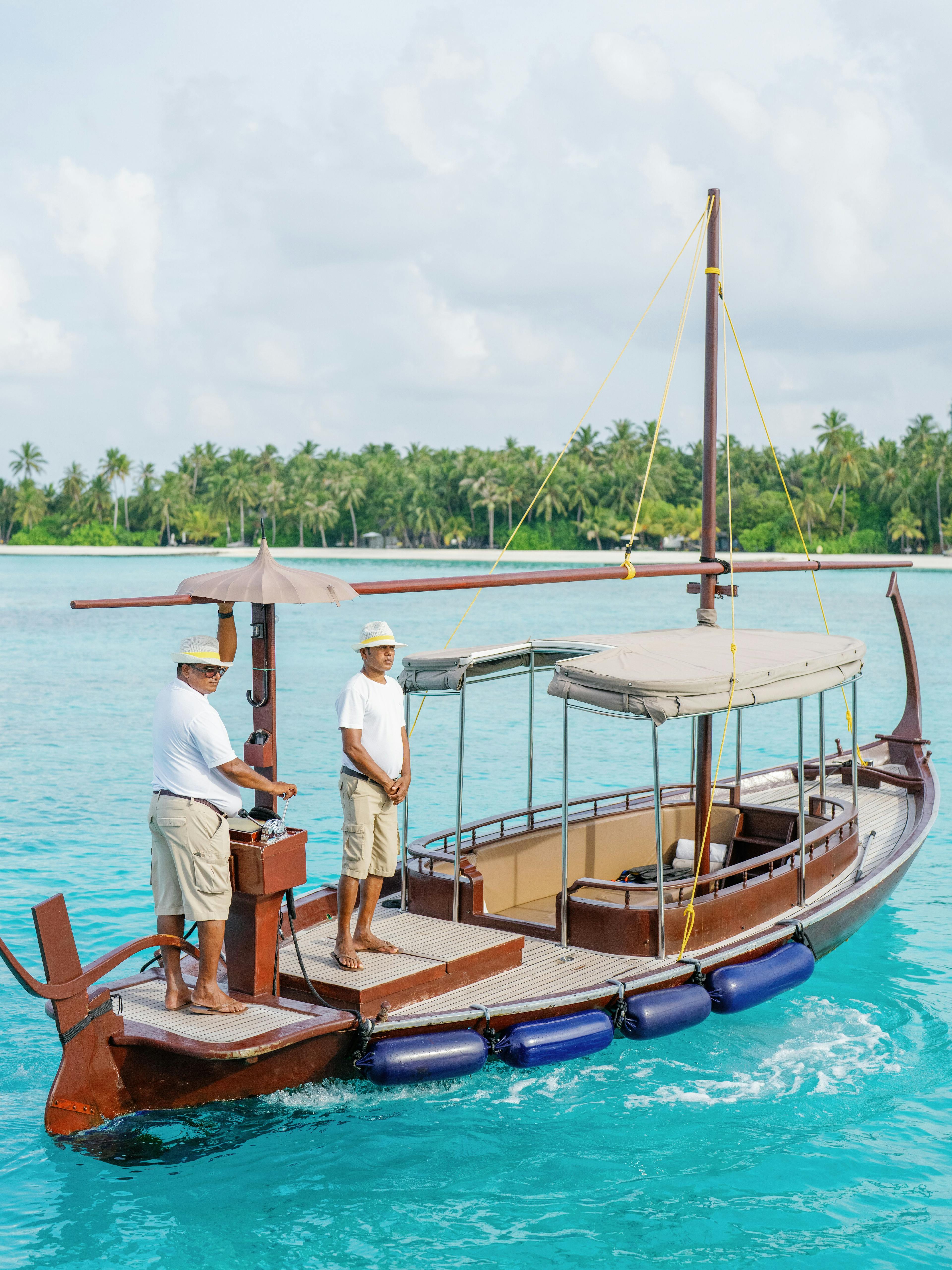 Dhoni & Segeln