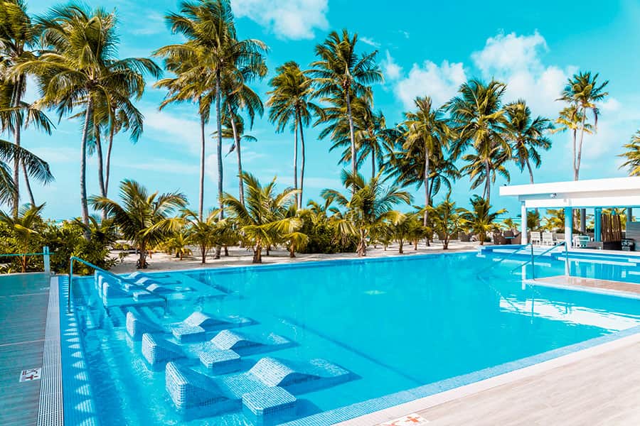 Infinity-Pool