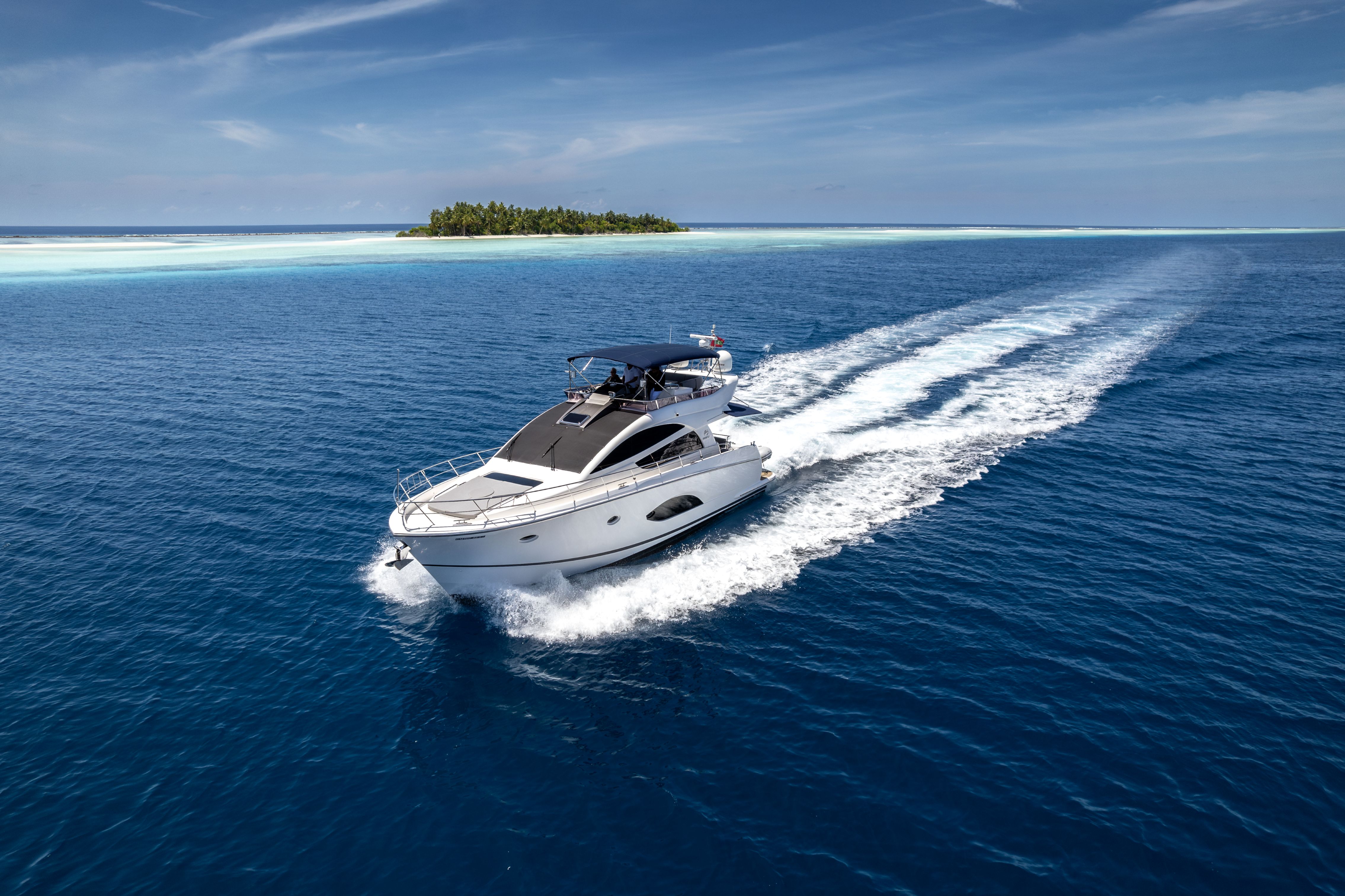 Atoll-Adventurer-Yacht