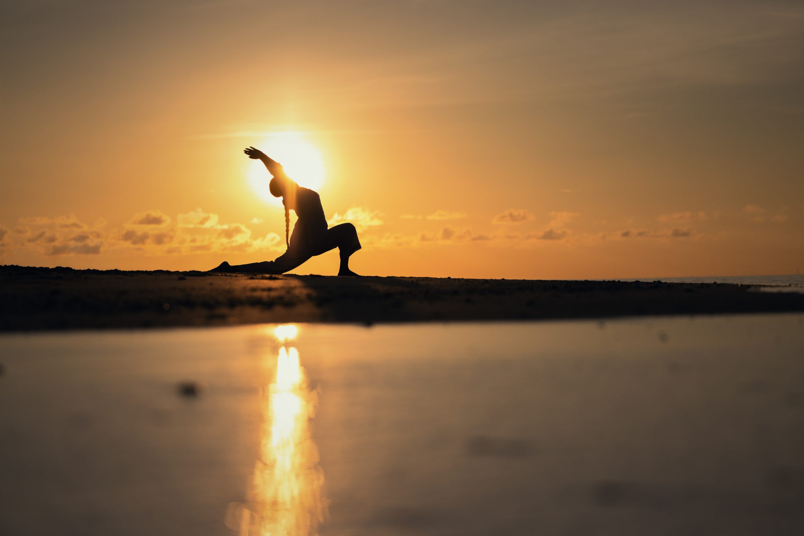 Yoga bei Sonnenaufgang