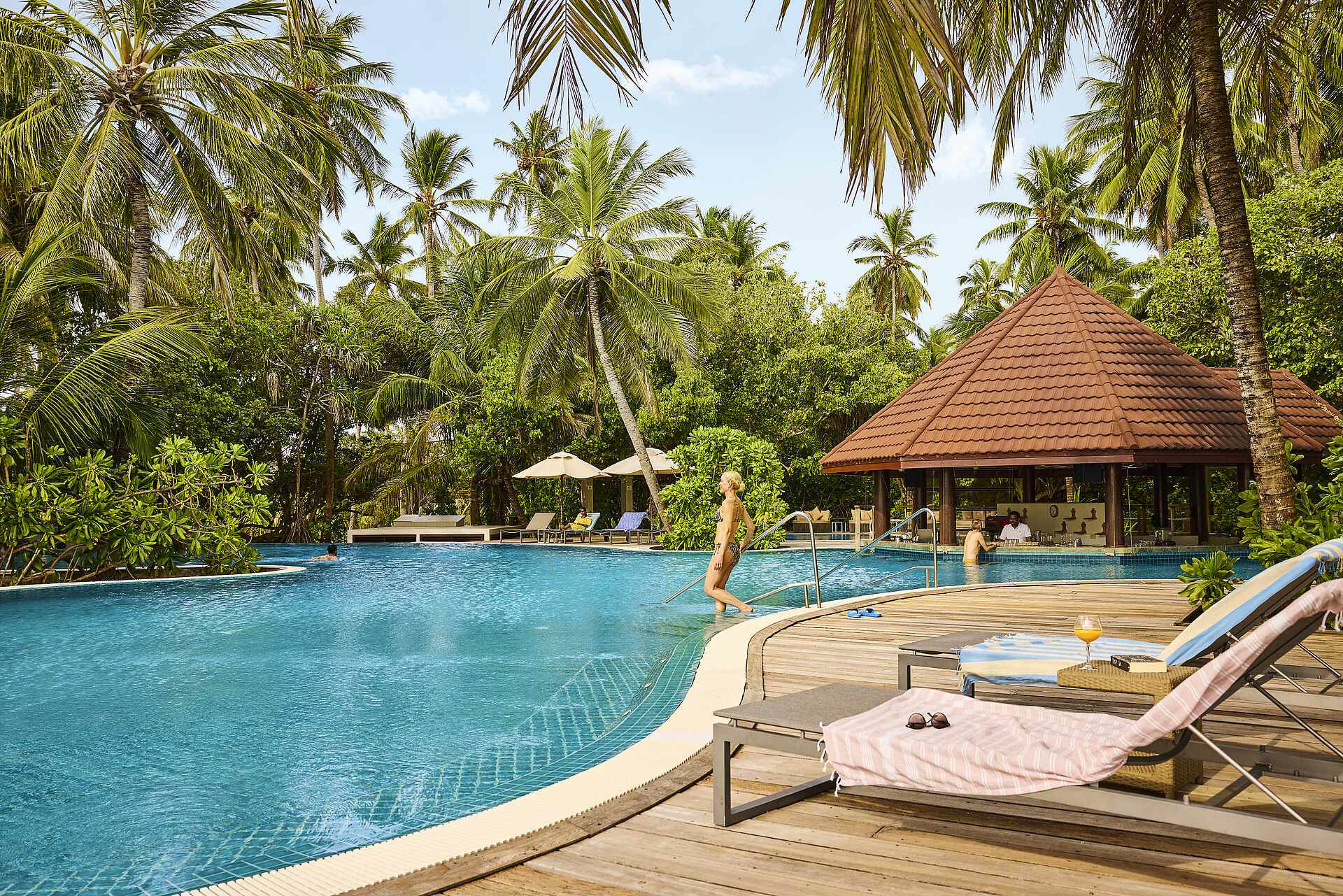 Poolbar