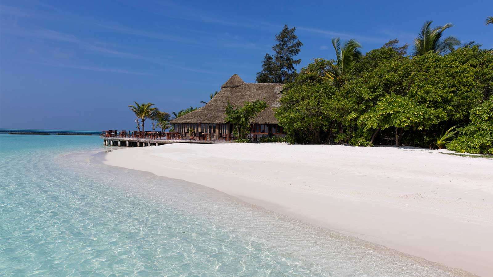 Strand und Inselzentrum