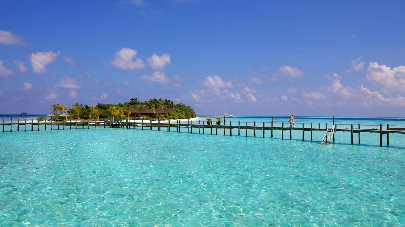 Insel und türkisfarbene Lagune
