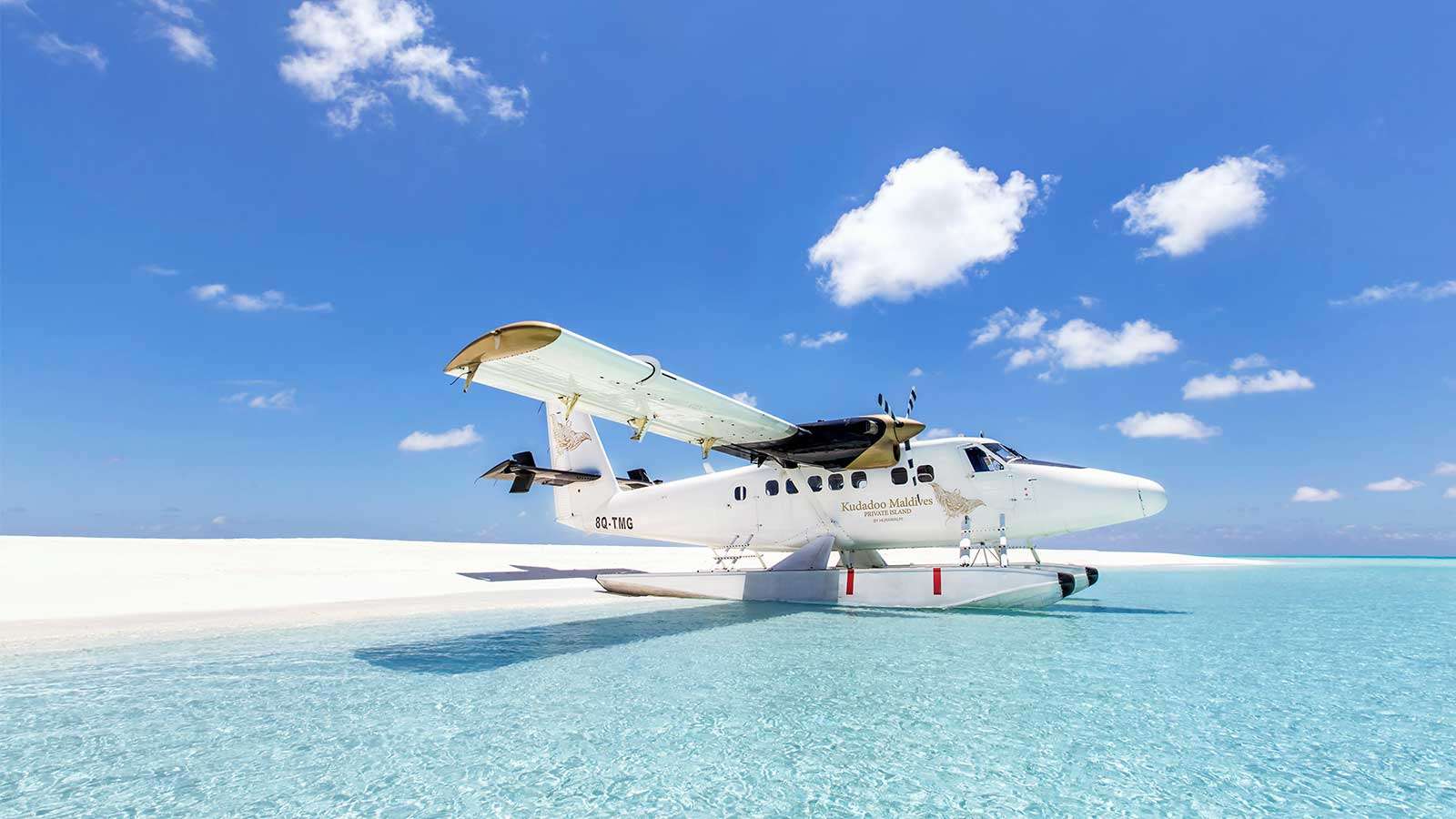Anreise per Wasserflugzeug