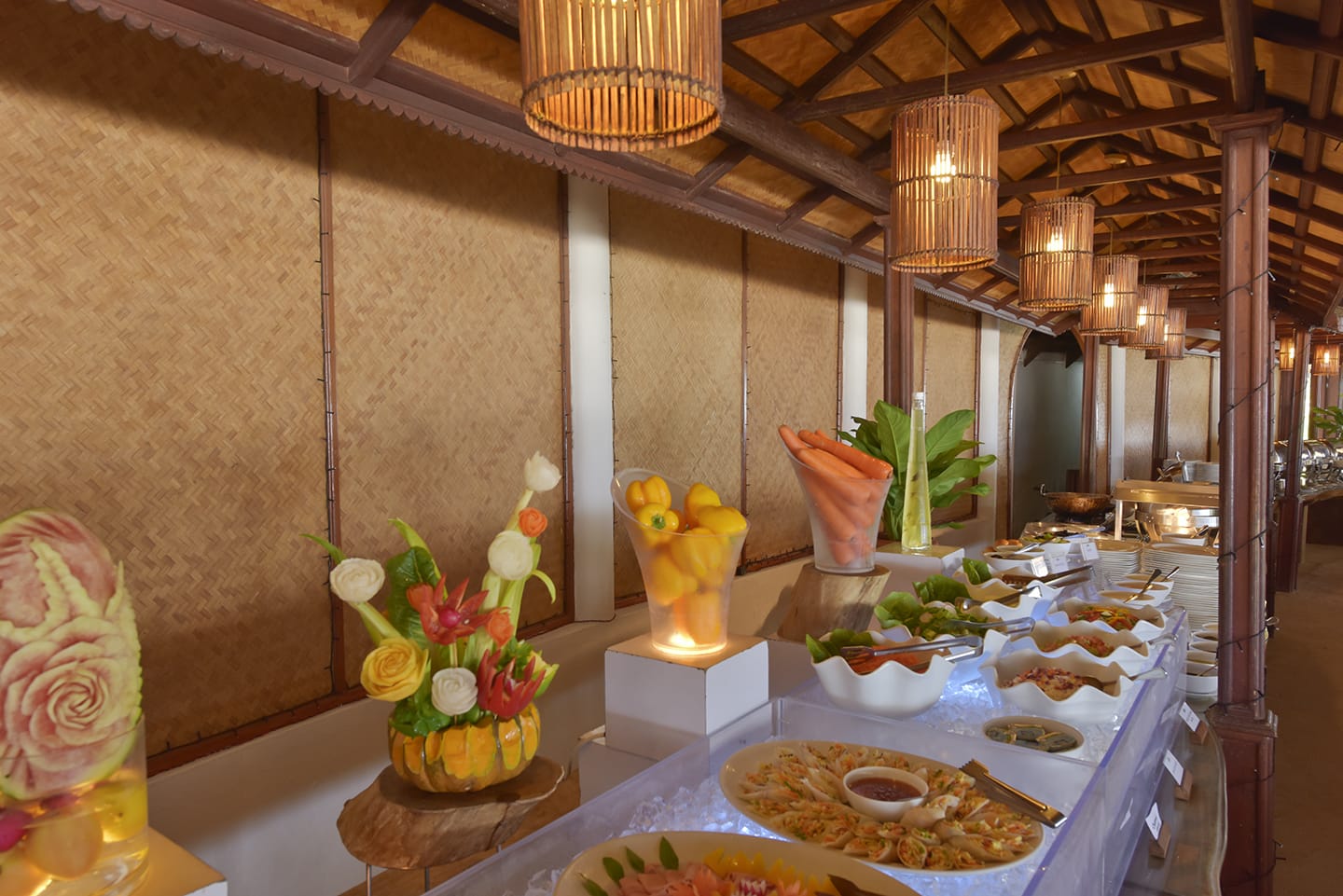 Dolphin Restaurant auf Angaga Island