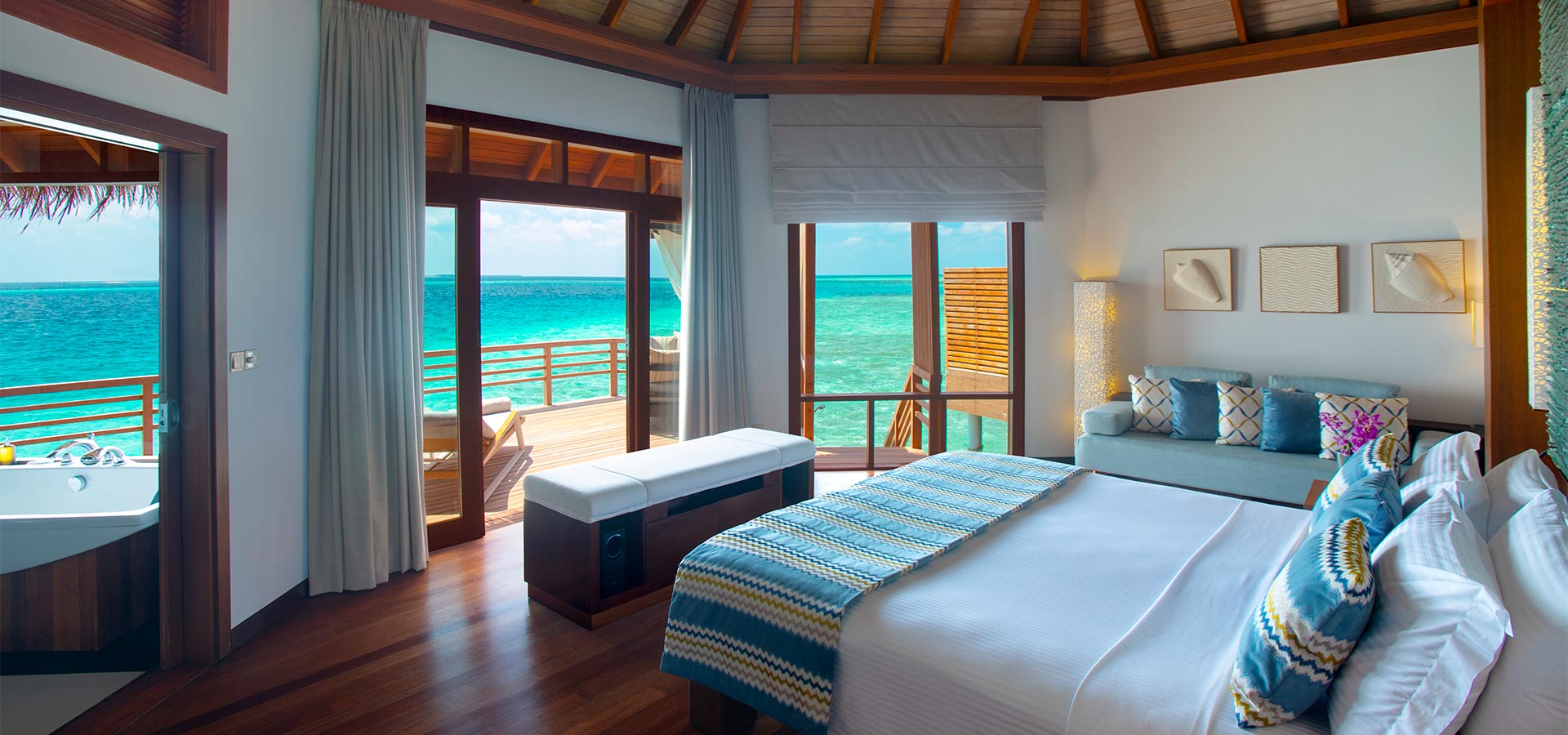 Baros Maldives – Water Villa