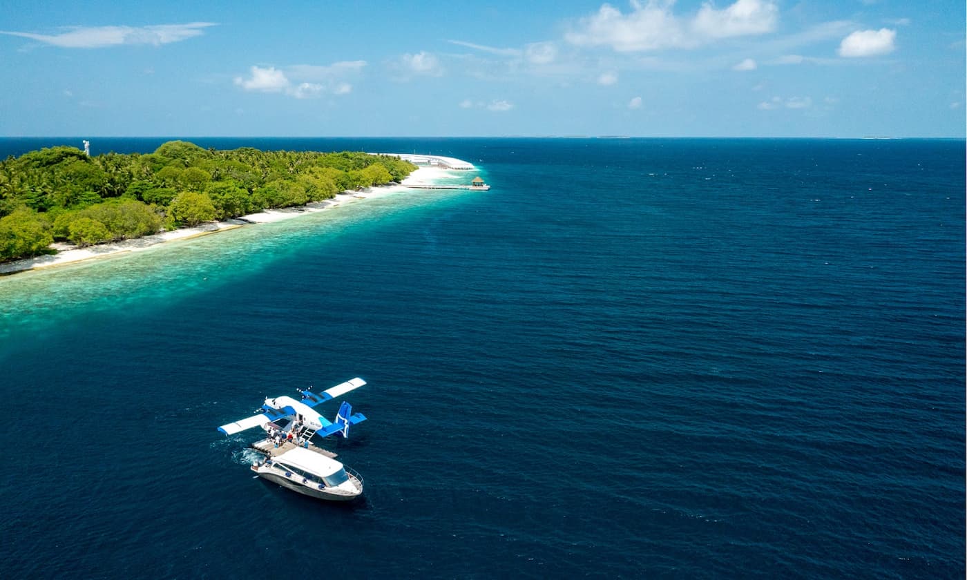 Amilla Maldives – Wasserflugzeug-Ankunft