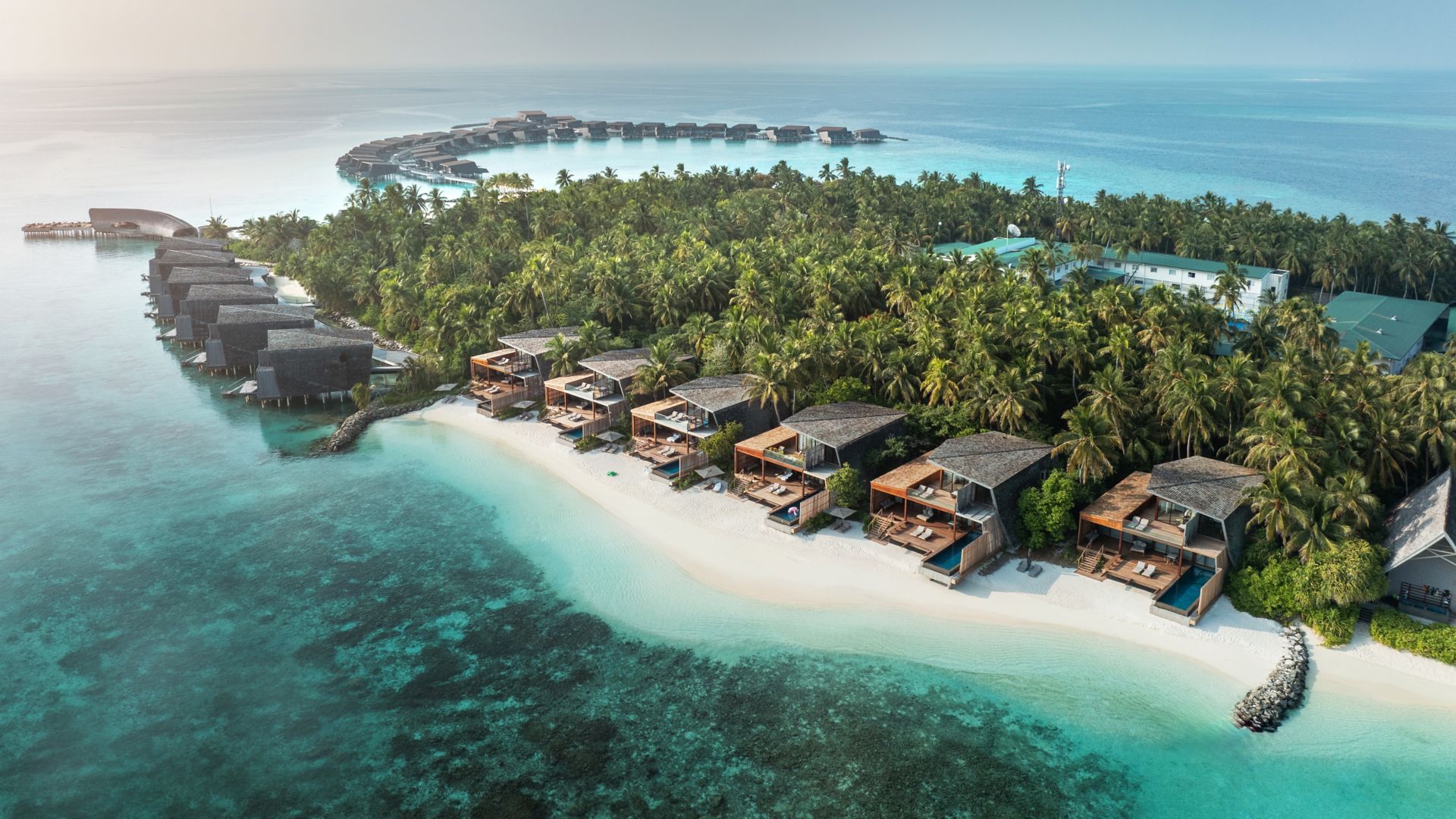 Luftaufnahme der Insel Vommuli im Dhaalu-Atoll