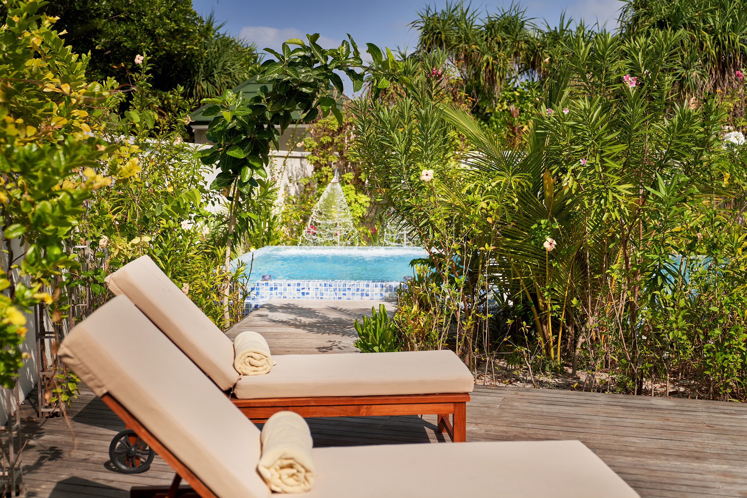 Privates Sonnendeck einer Strandvilla