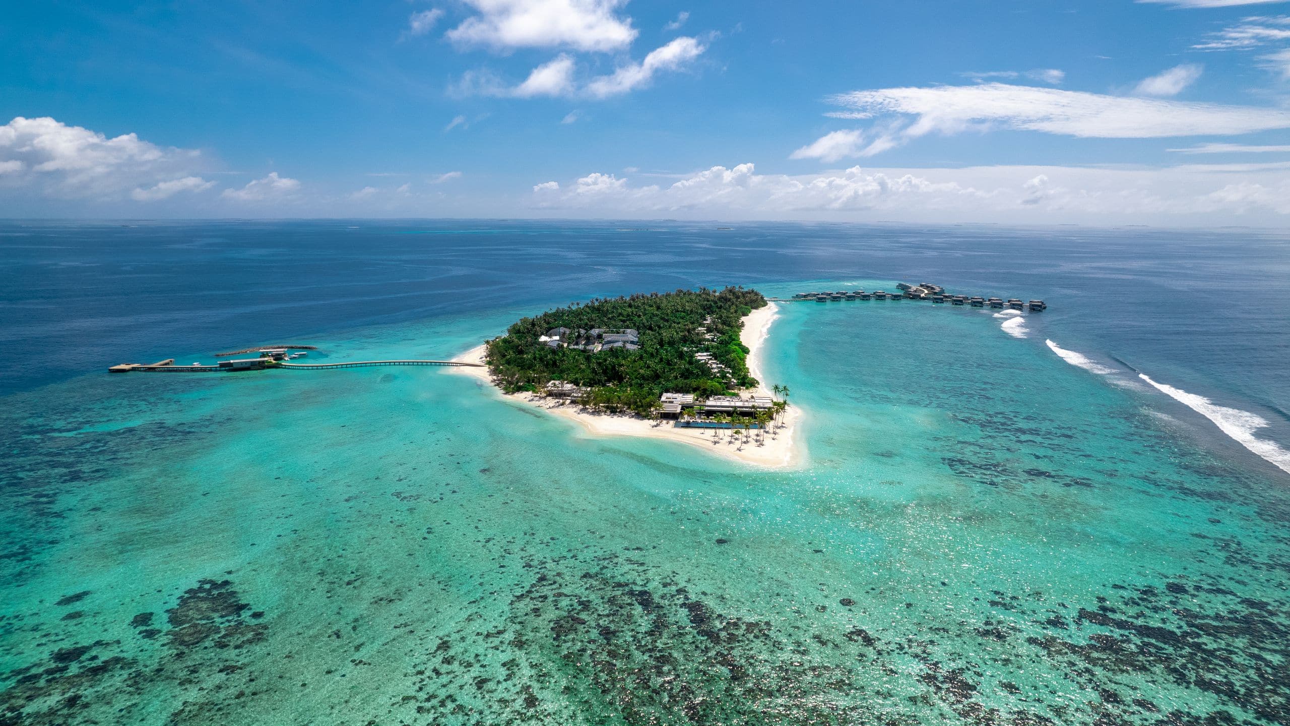 Luftaufnahme von Alila Kothaifaru Maldives im Raa Atoll