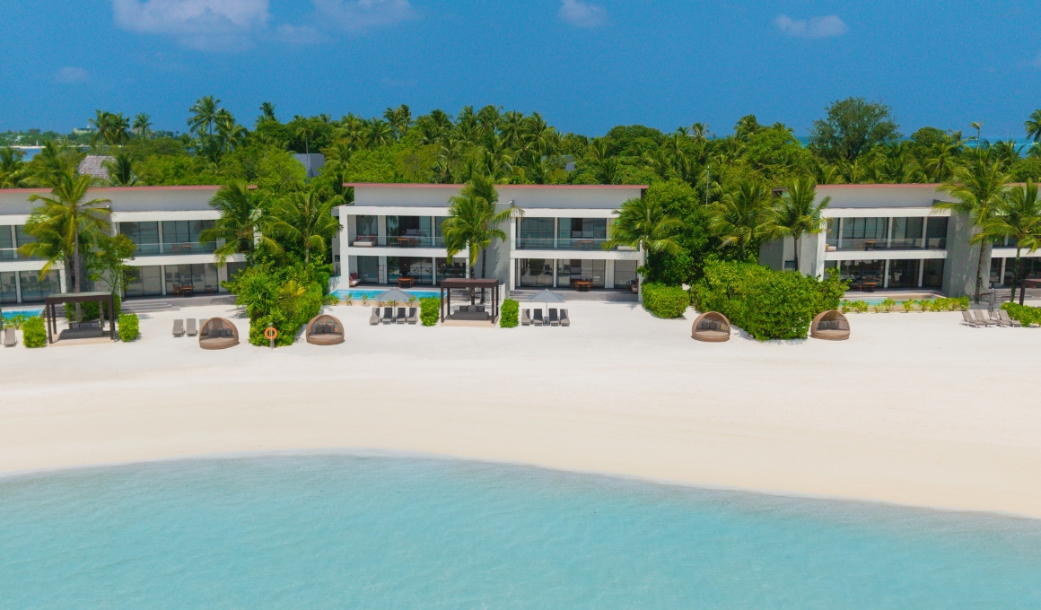 Strandresidenz mit vier Schlafzimmern und privatem Pool - Bild 1