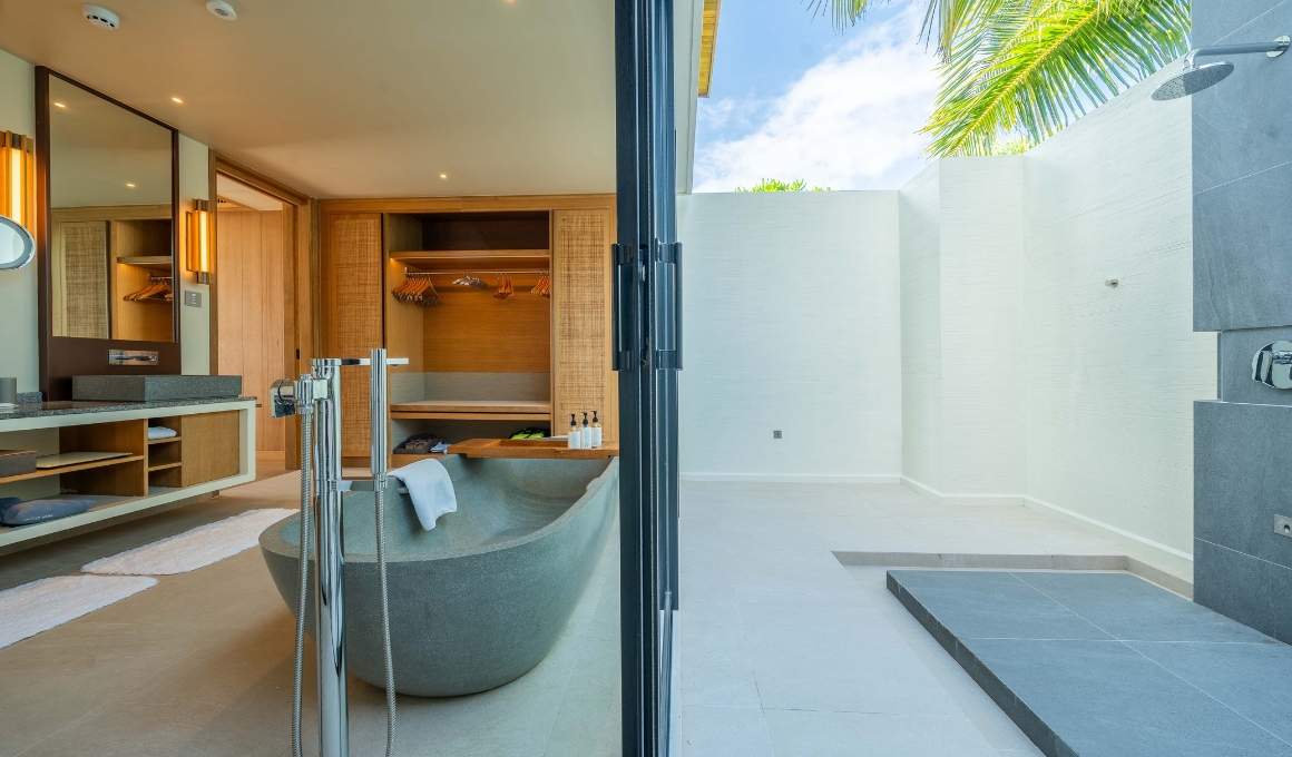 Sonnenuntergangs-Strandvilla mit privatem Pool - Bild 3