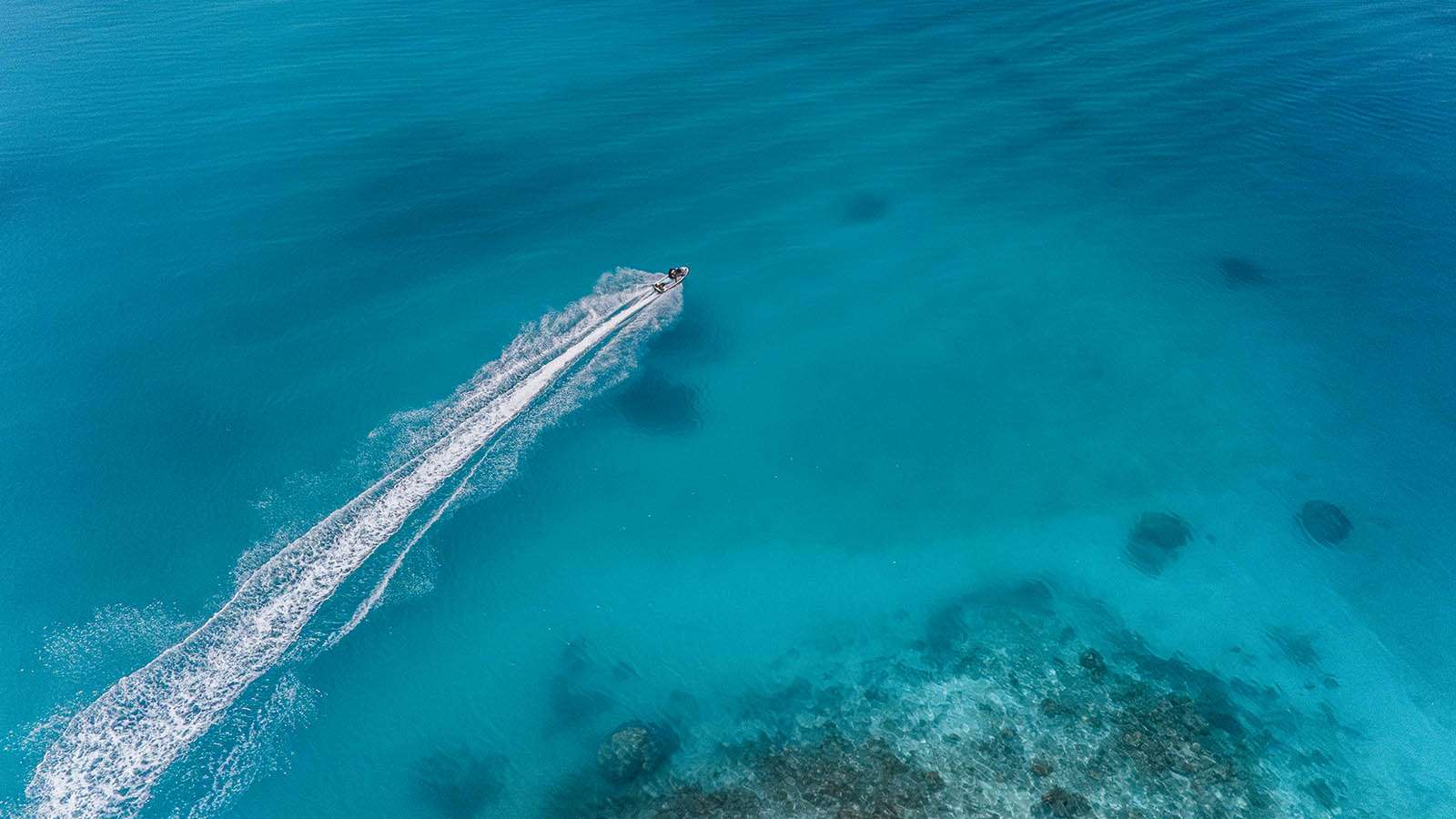Jetski in der Lagune
