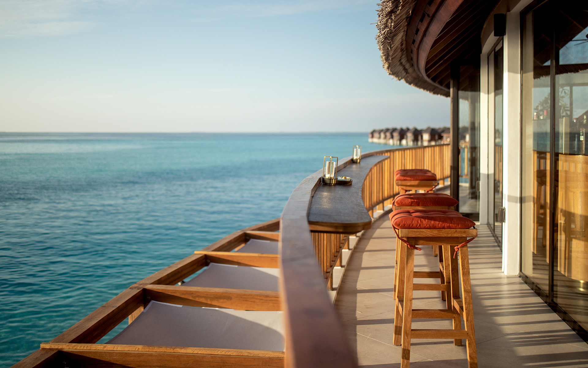 The Yellow Fin Club – Anantara Dhigu