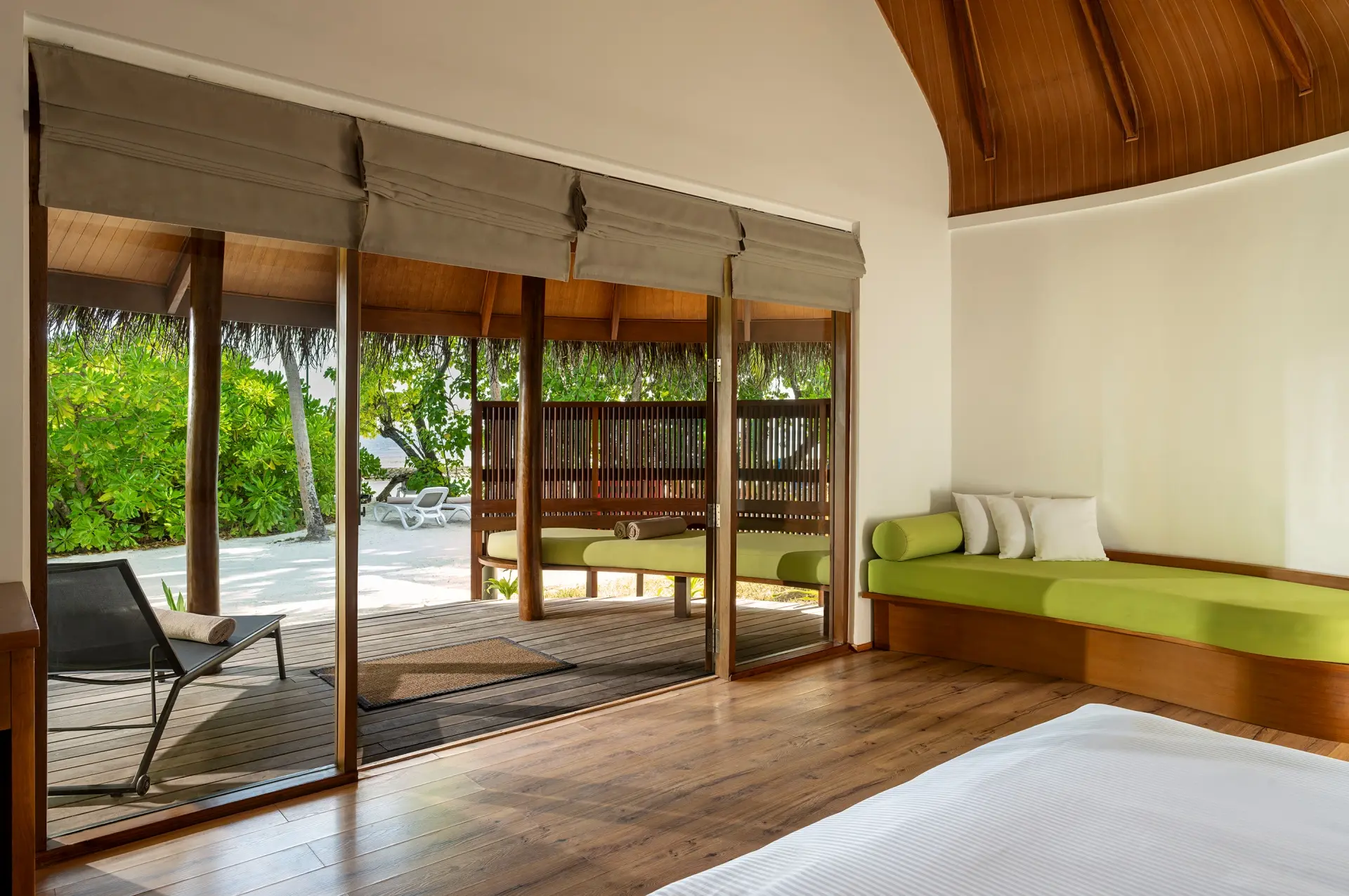 Superior-Strandvilla mit offenem Terrassenblick