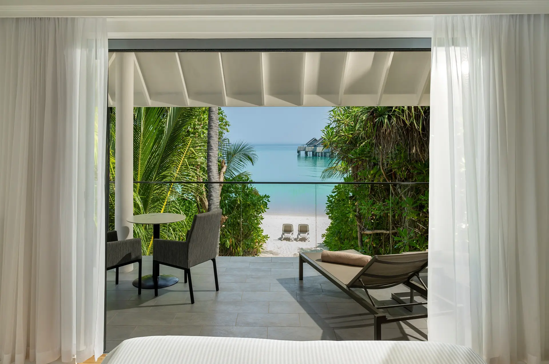 Blick aus dem Strandhaus zur Lagune