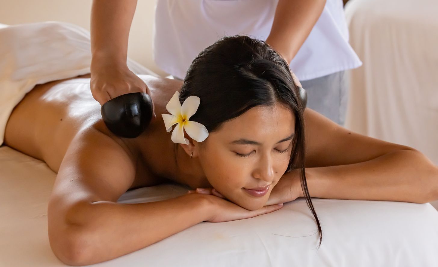 Spa-Massage auf Bolifushi