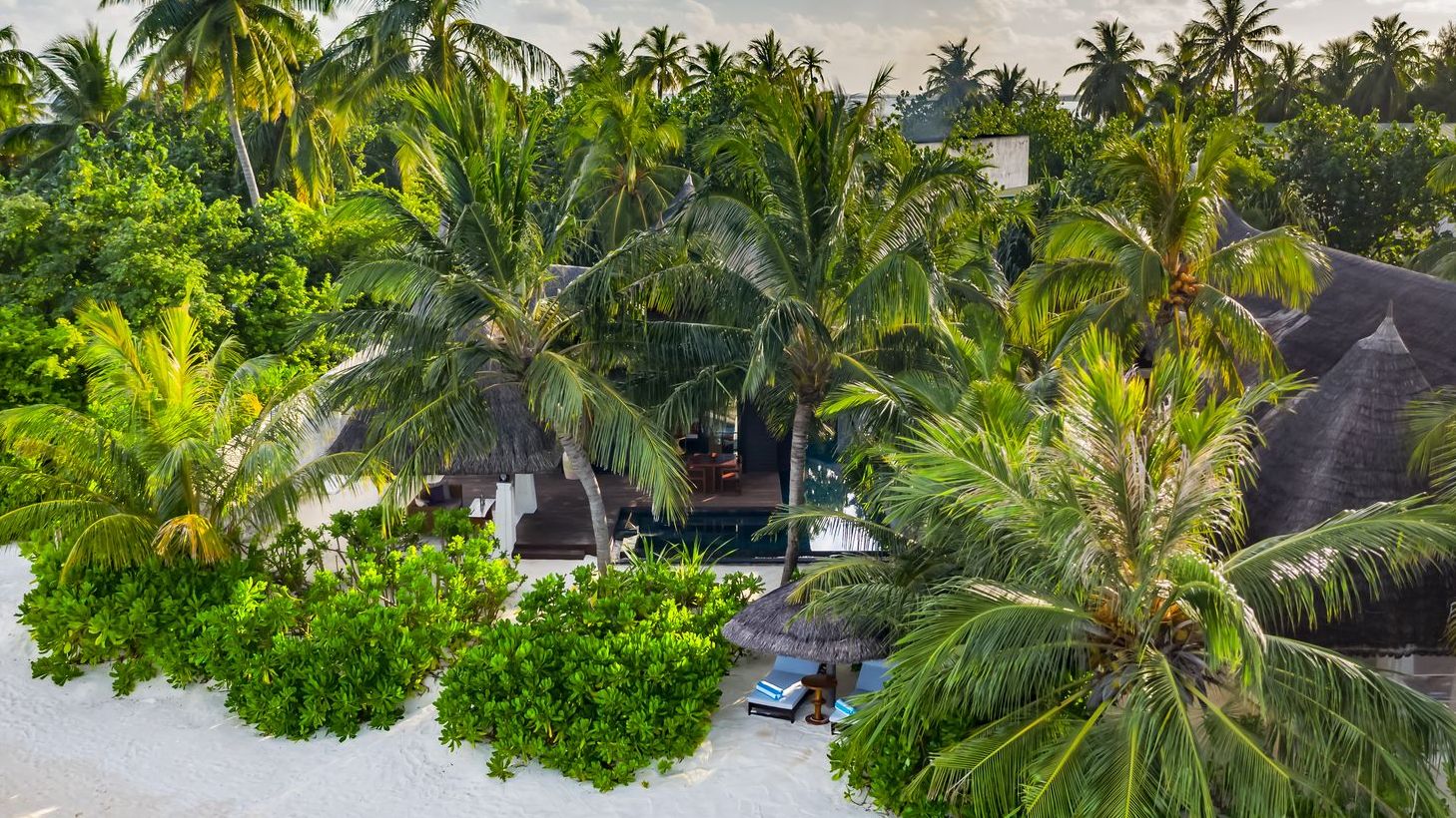 Strand-Poolvilla zum Sonnenaufgang - Bild 1
