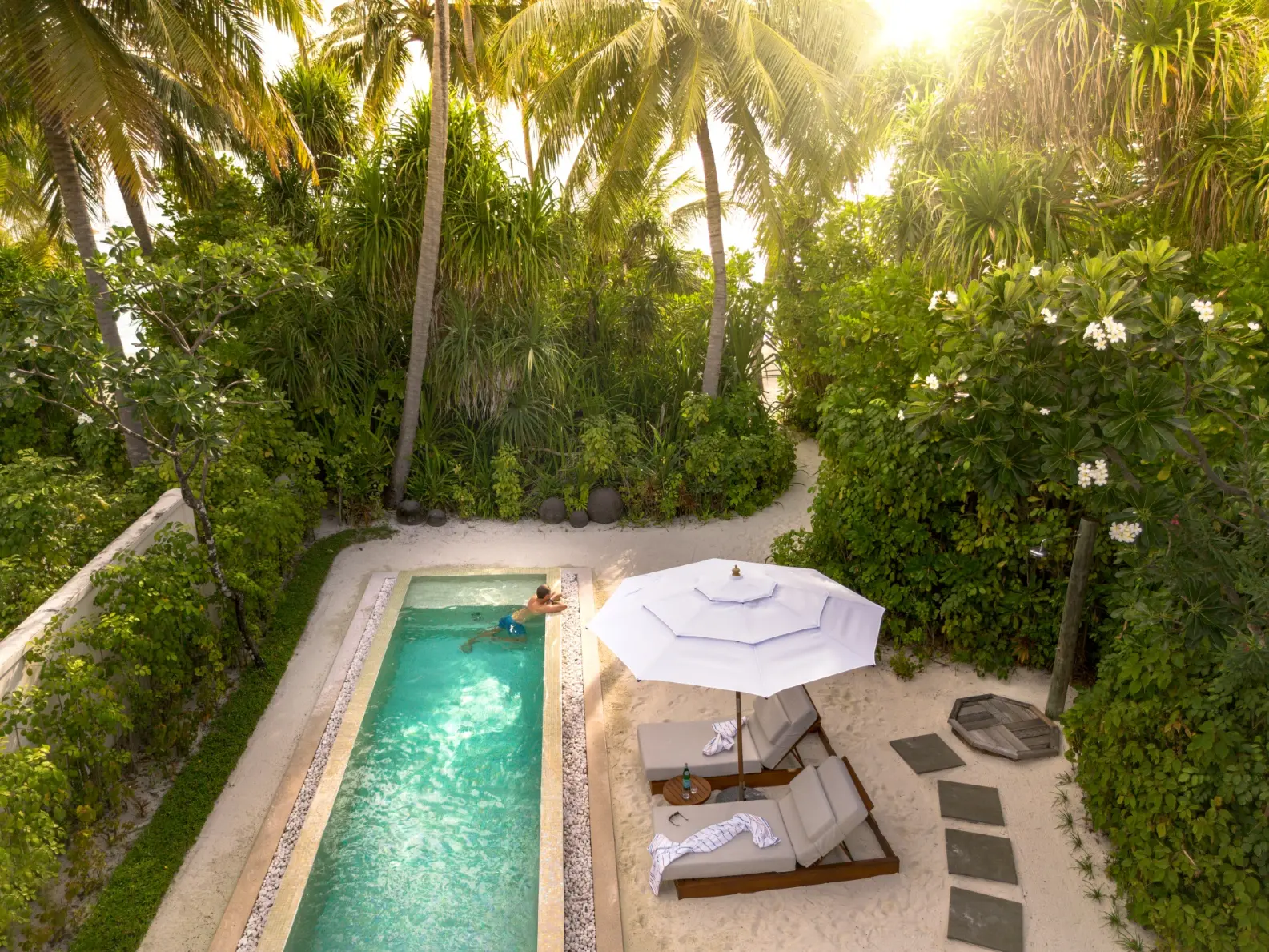 Strand-Suite mit drei Schlafzimmern und Pool - Bild 1