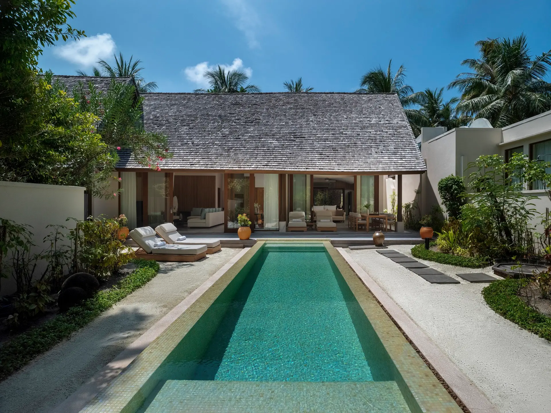 Strand-Suite mit drei Schlafzimmern und Pool - Bild 3
