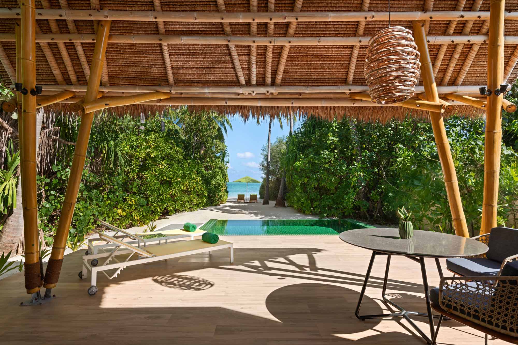 Strandvillen mit Pool - Bild 1