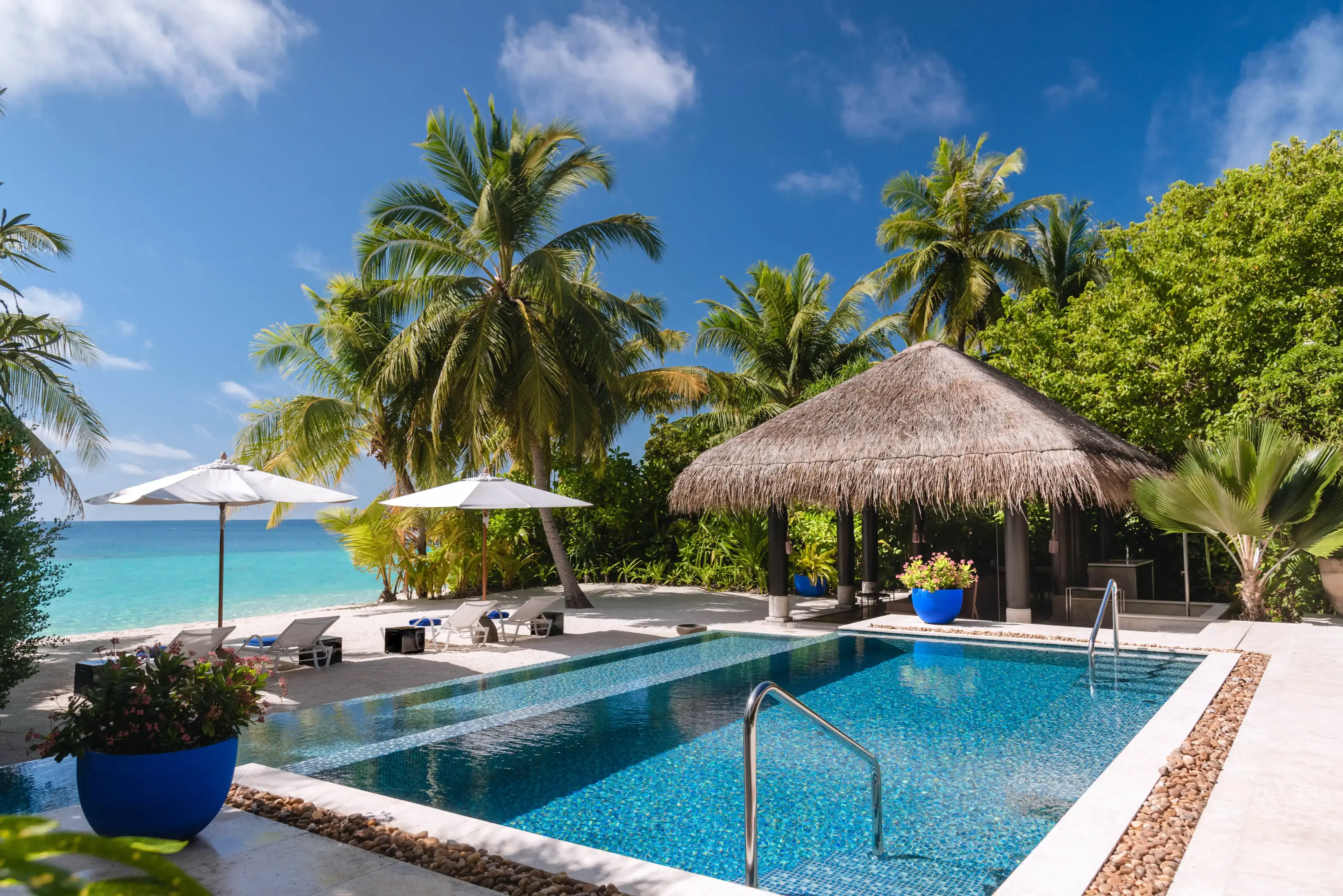 Strand-Poolhaus - Bild 1