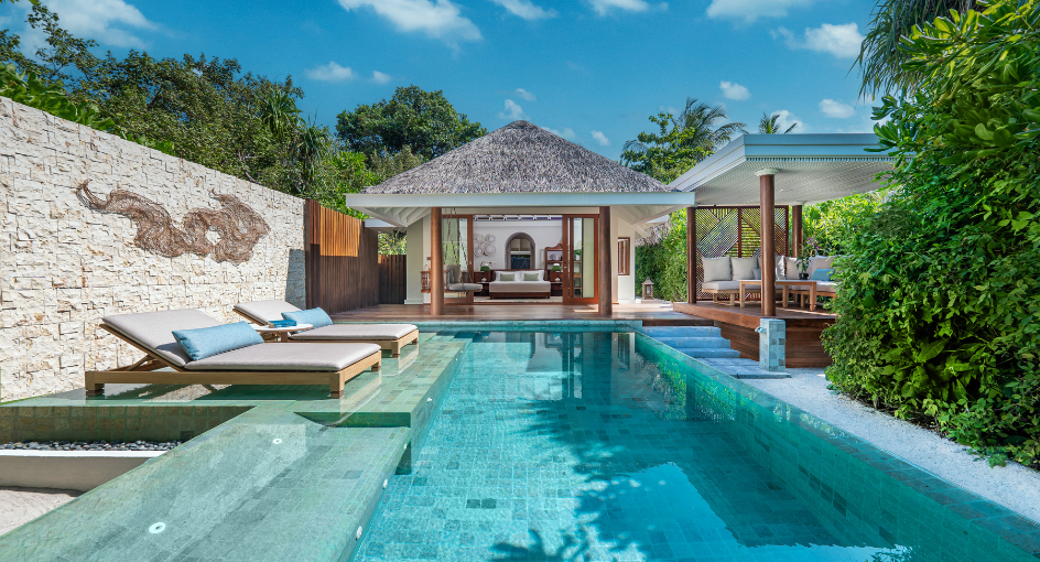 Strandvilla mit Pool - Bild 1