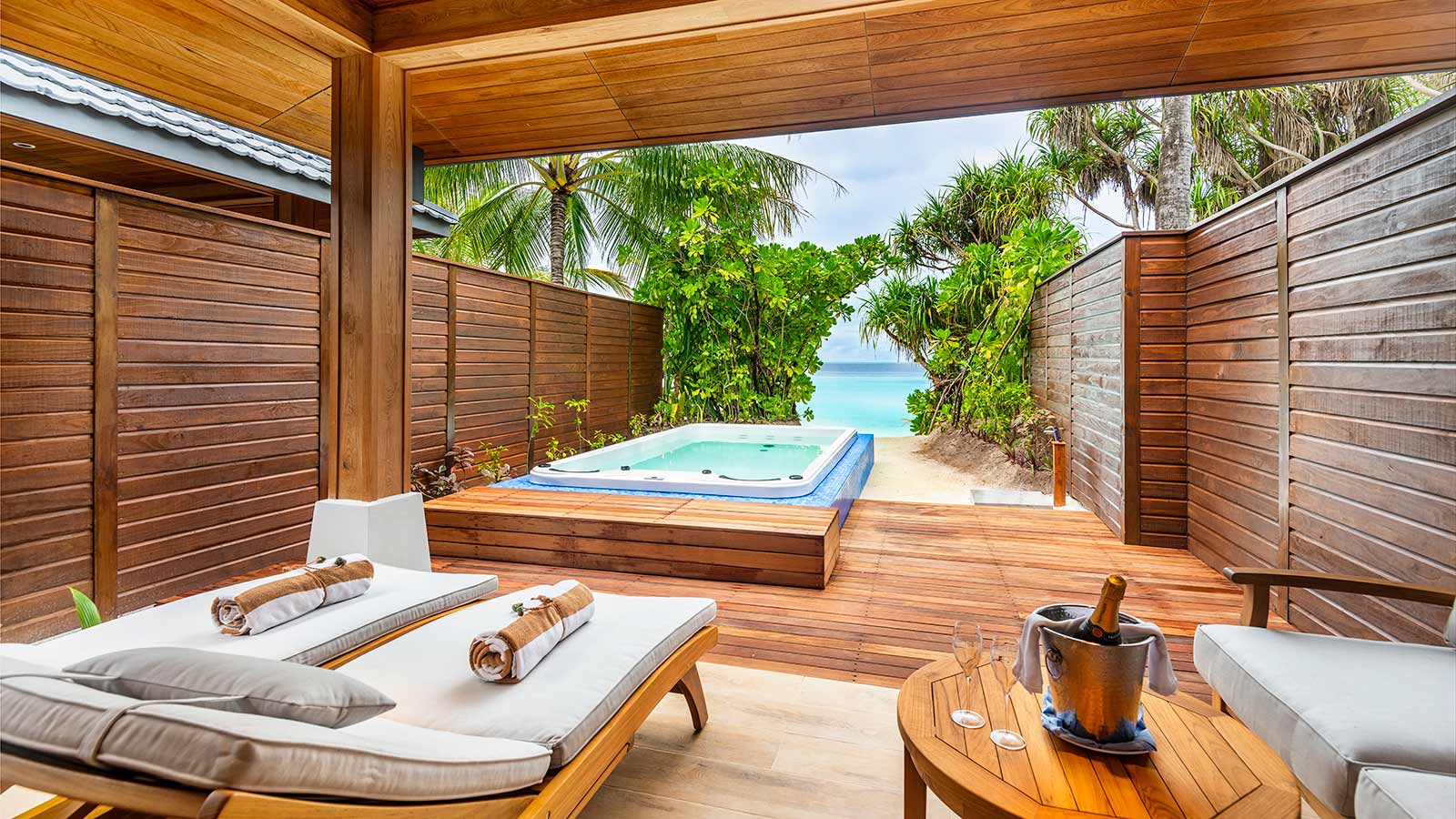Strandsuite mit Jacuzzi - Bild 1