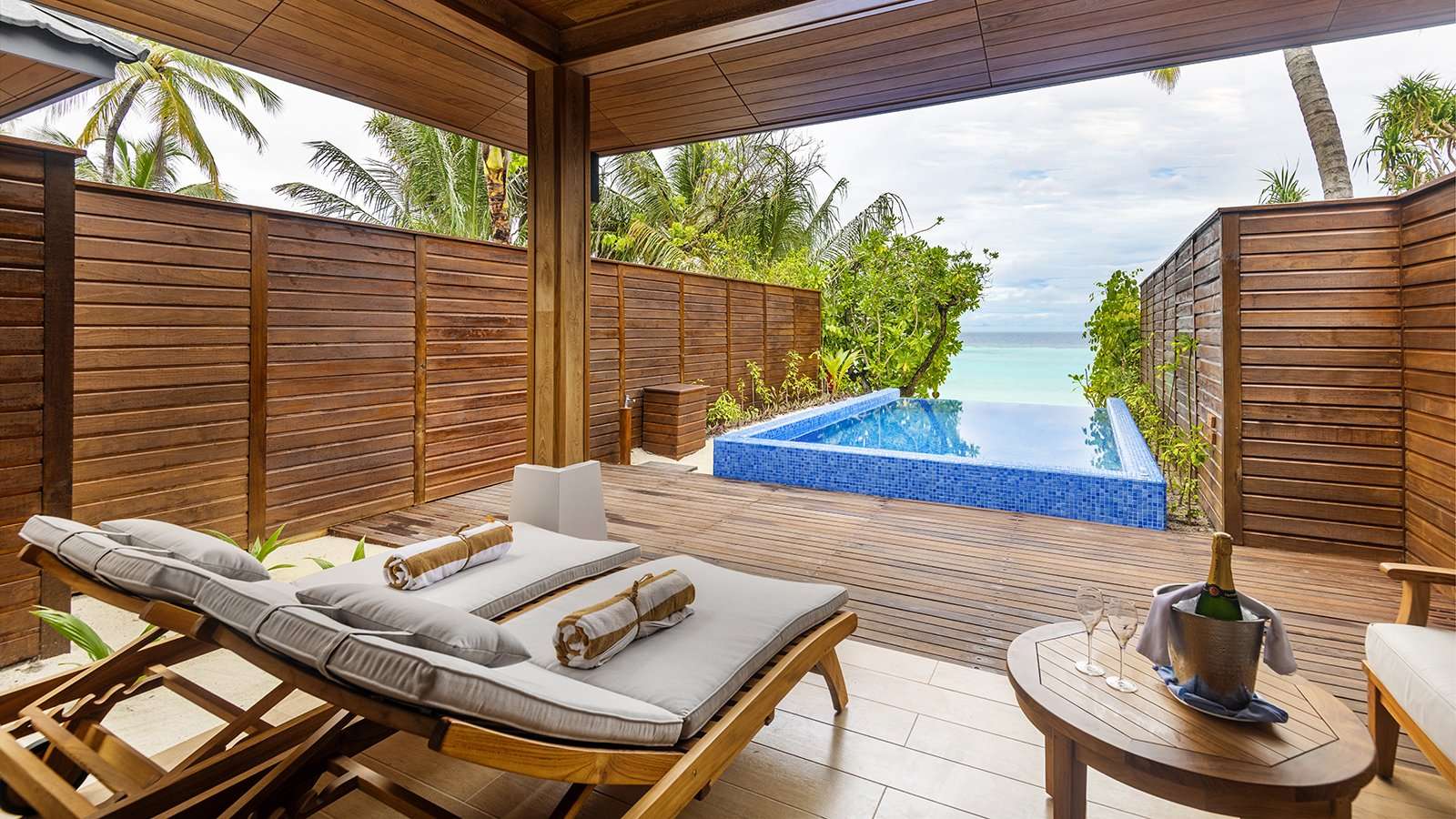 Strandsuite mit Pool - Bild 1