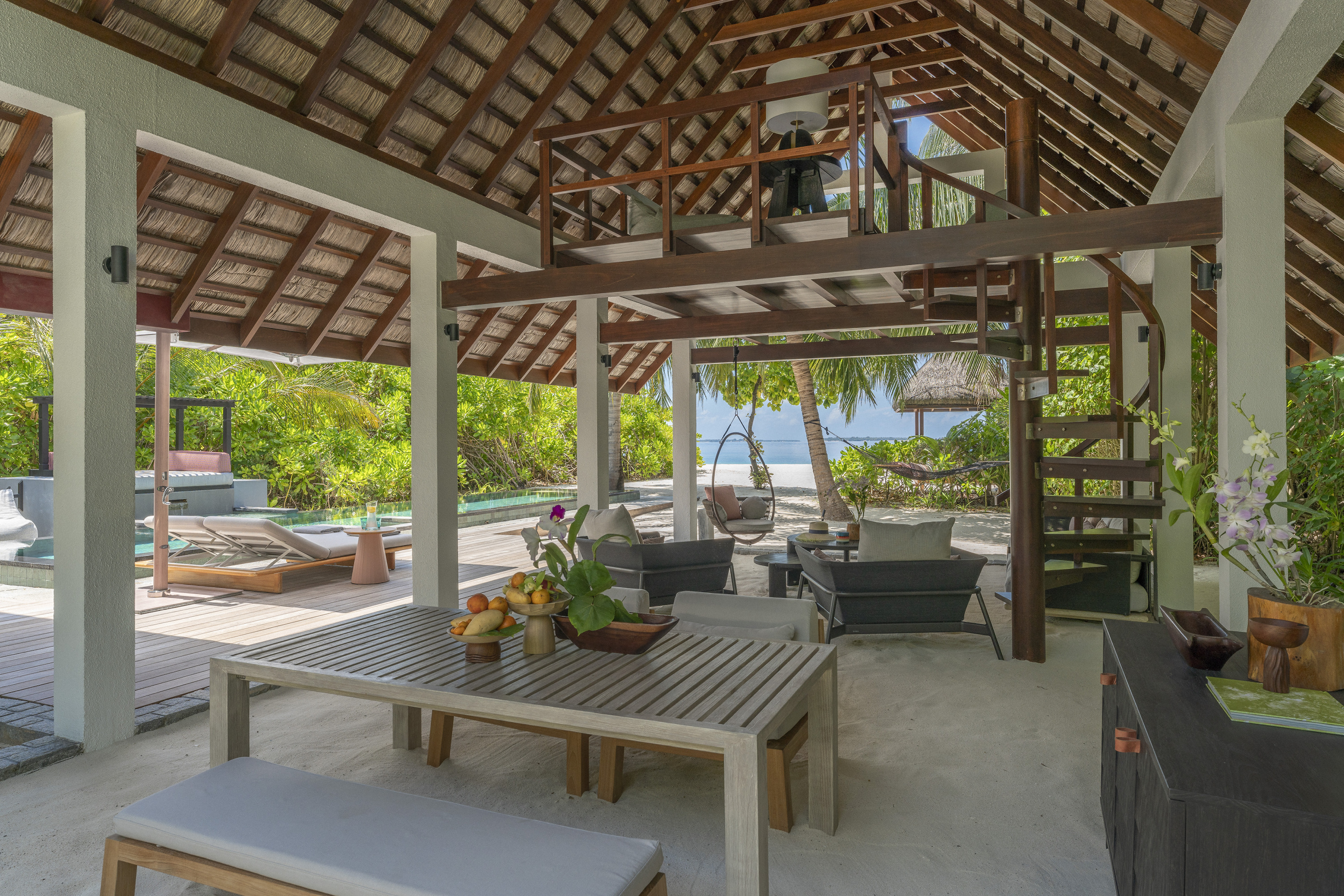Strandvilla mit Pool - Bild 3