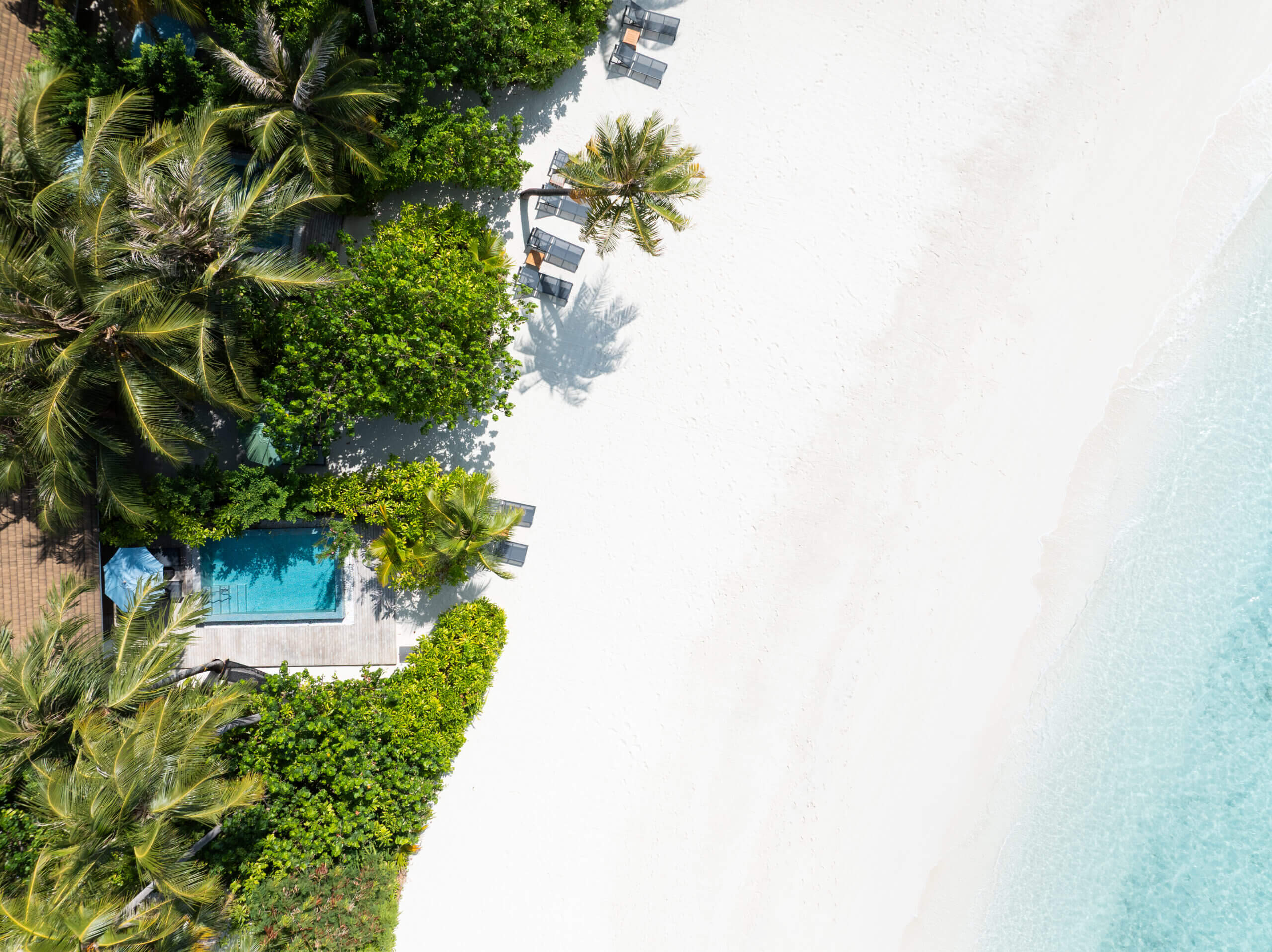 Strandvilla mit Pool - Bild 1