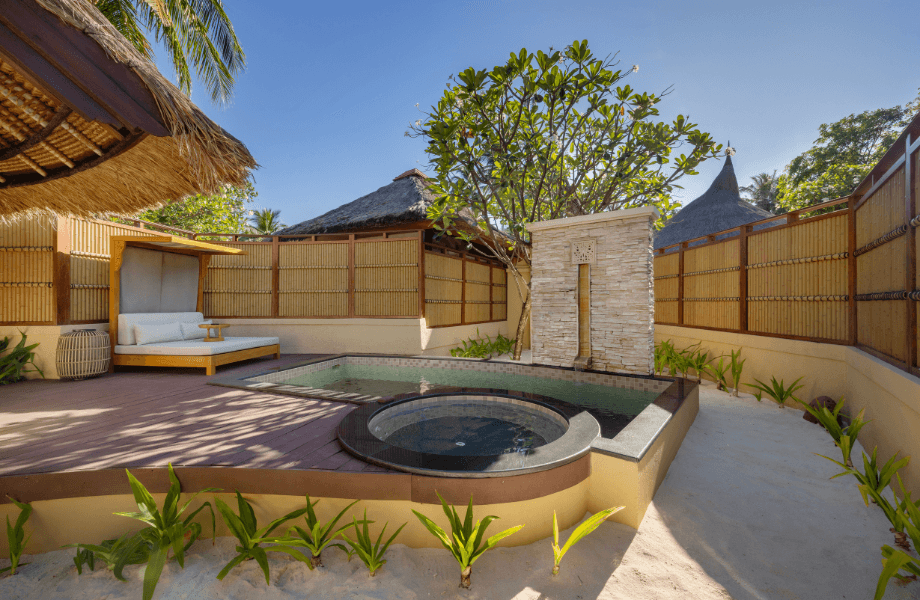 Poolvilla direkt am Strand - Bild 3