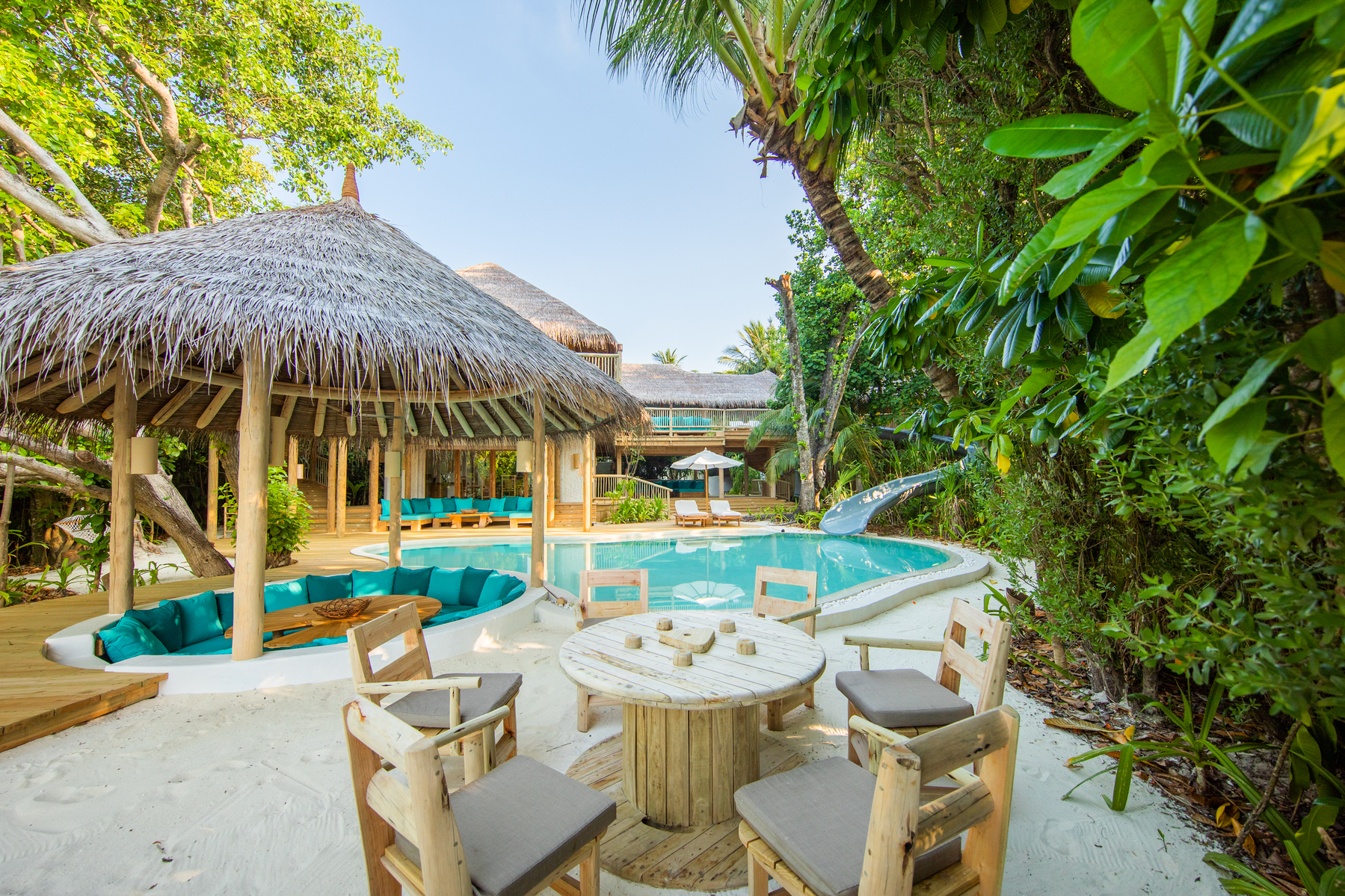Strandvilla mit Pool und vier Schlafzimmern (Villa 65) - Bild 2