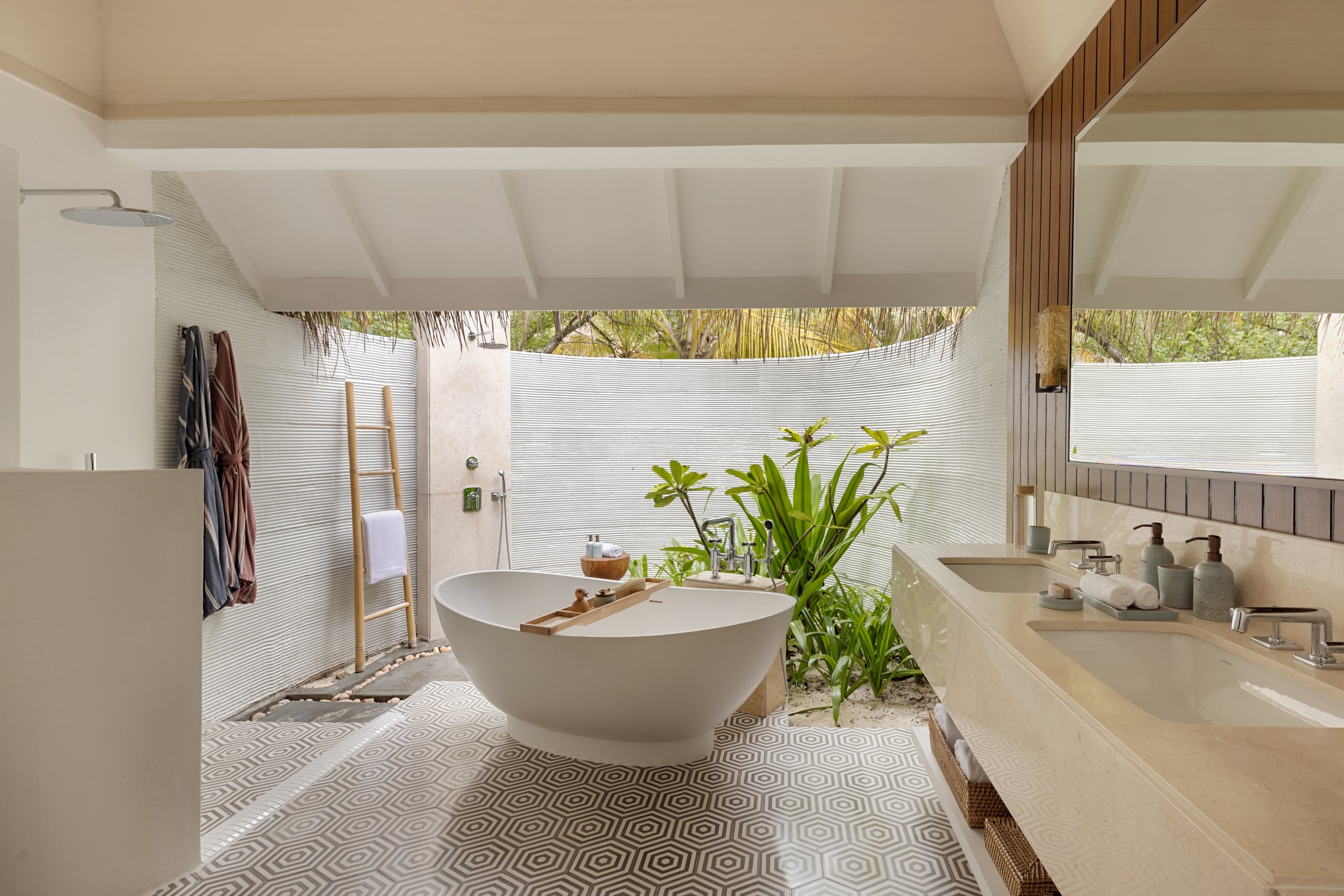 Deluxe Beach Villa mit Pool - Bild 3