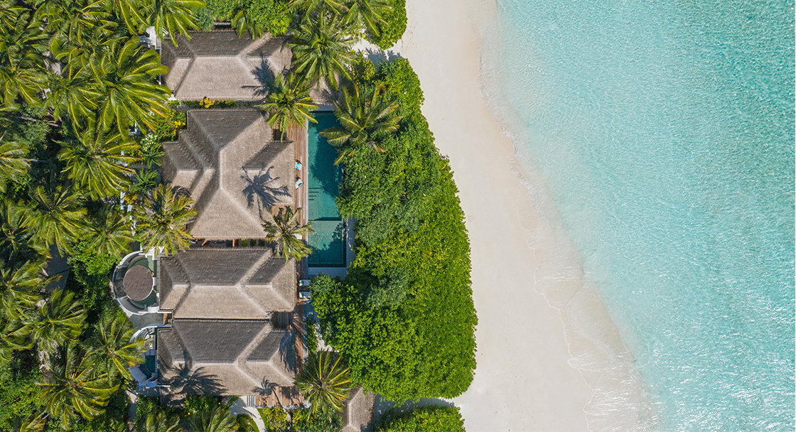 Strandresidenz mit Pool und vier Schlafzimmern - Bild 2
