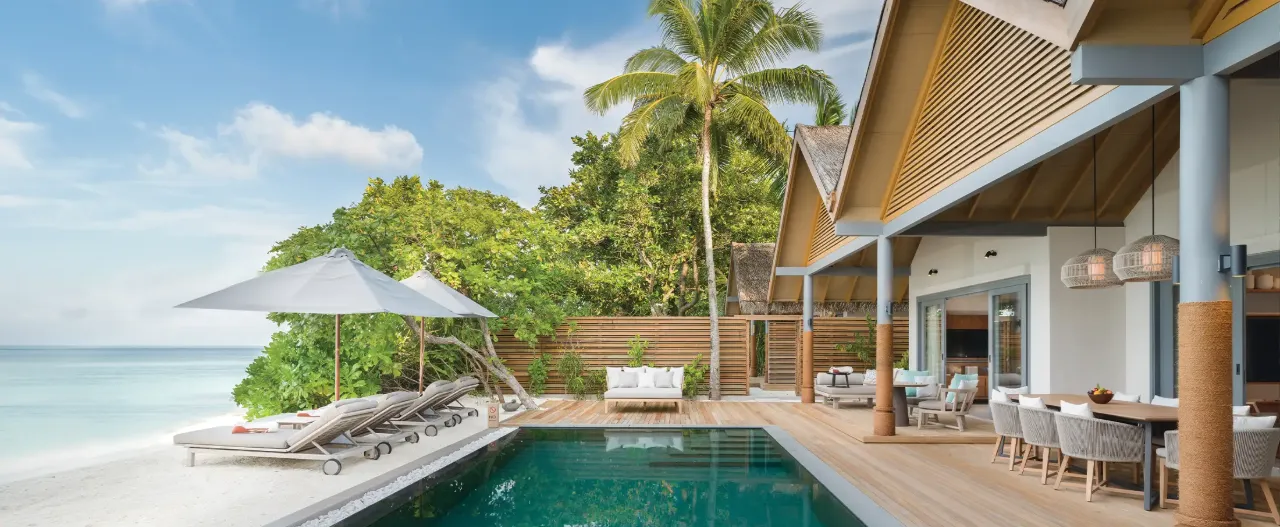 Strandresidenz mit vier Schlafzimmern und Pool - Bild 3