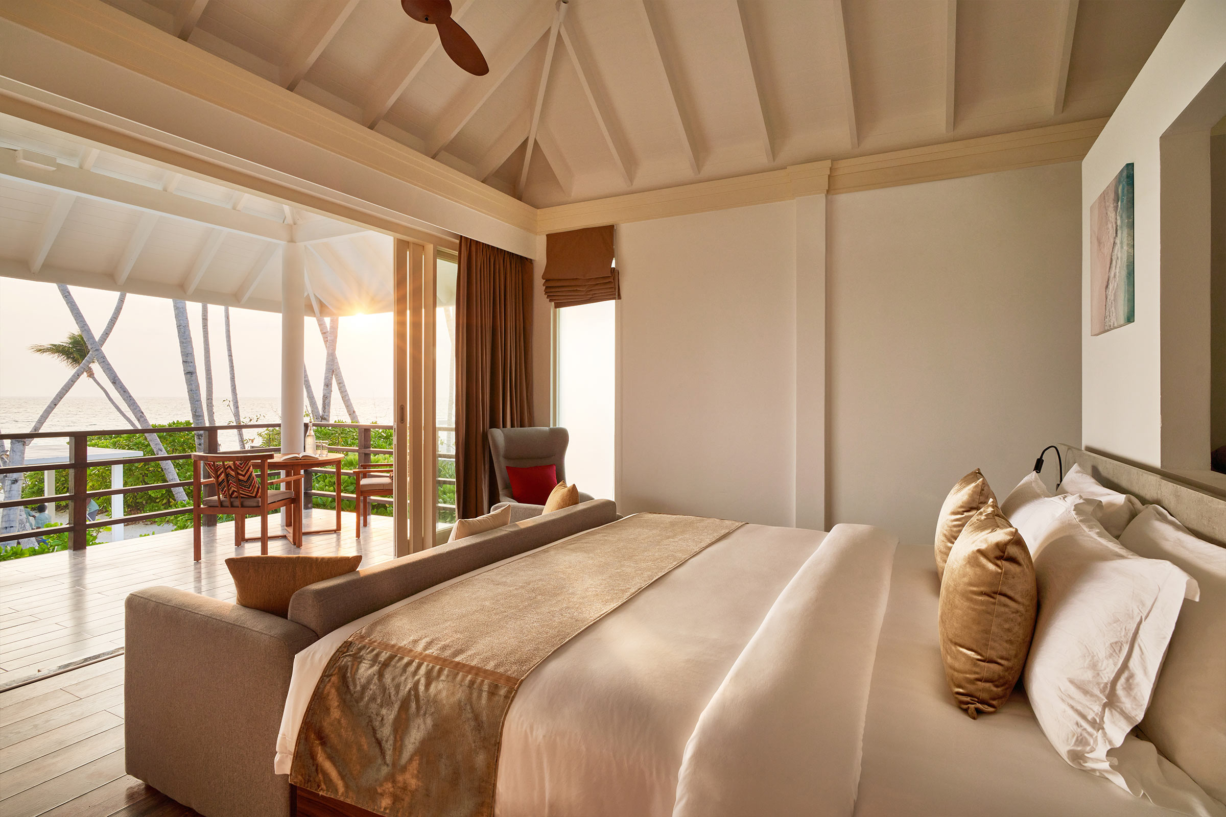 Strandresidenz mit vier Schlafzimmern und Pool - Bild 2