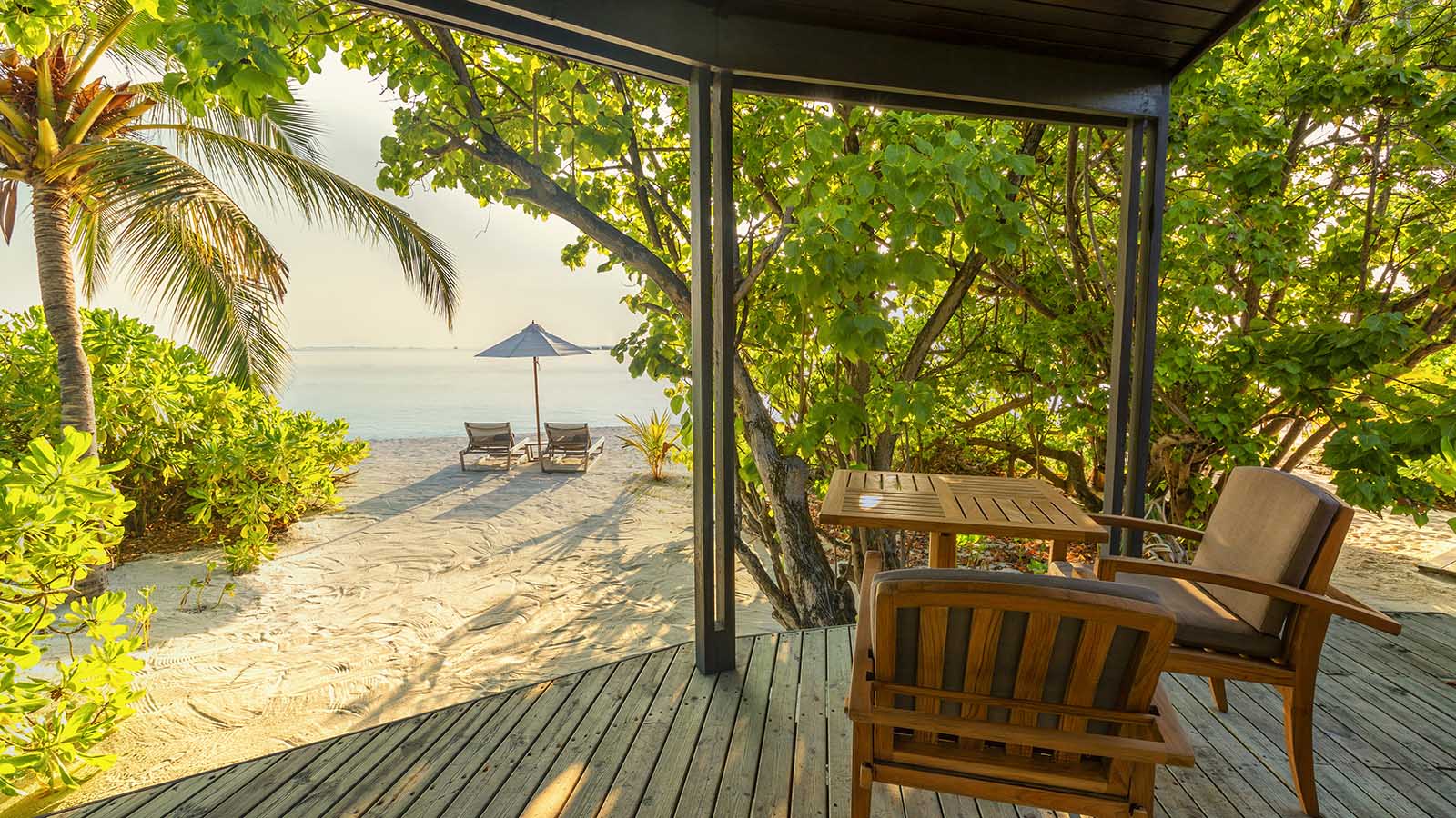 Strandvilla mit Jacuzzi - Bild 1