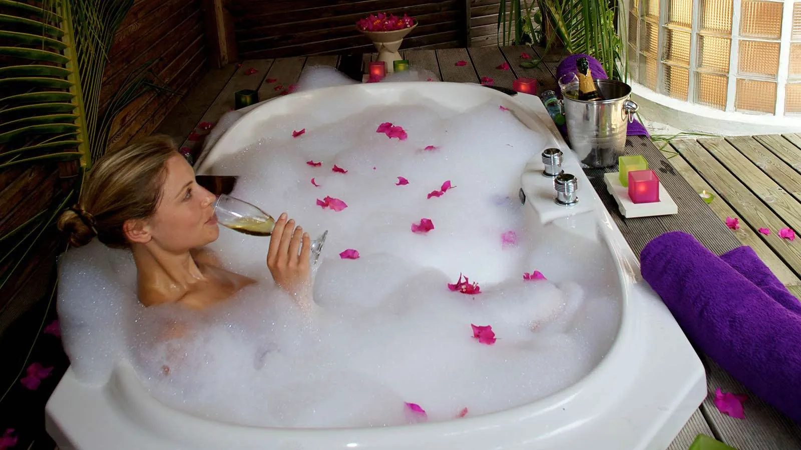 Strandvilla mit Jacuzzi - Bild 2