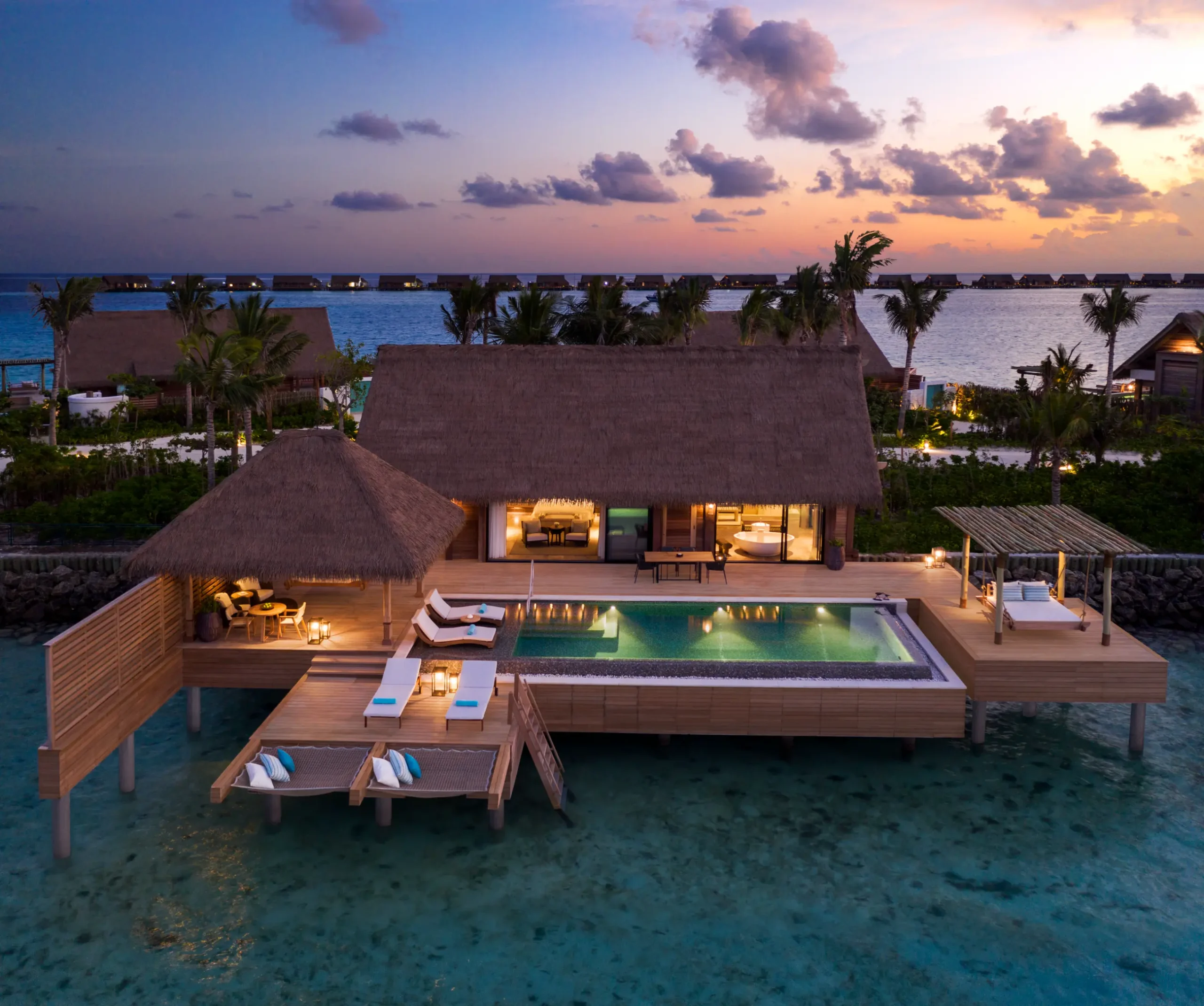 Reef-Villa mit Kingsize-Bett und Pool - Bild 1