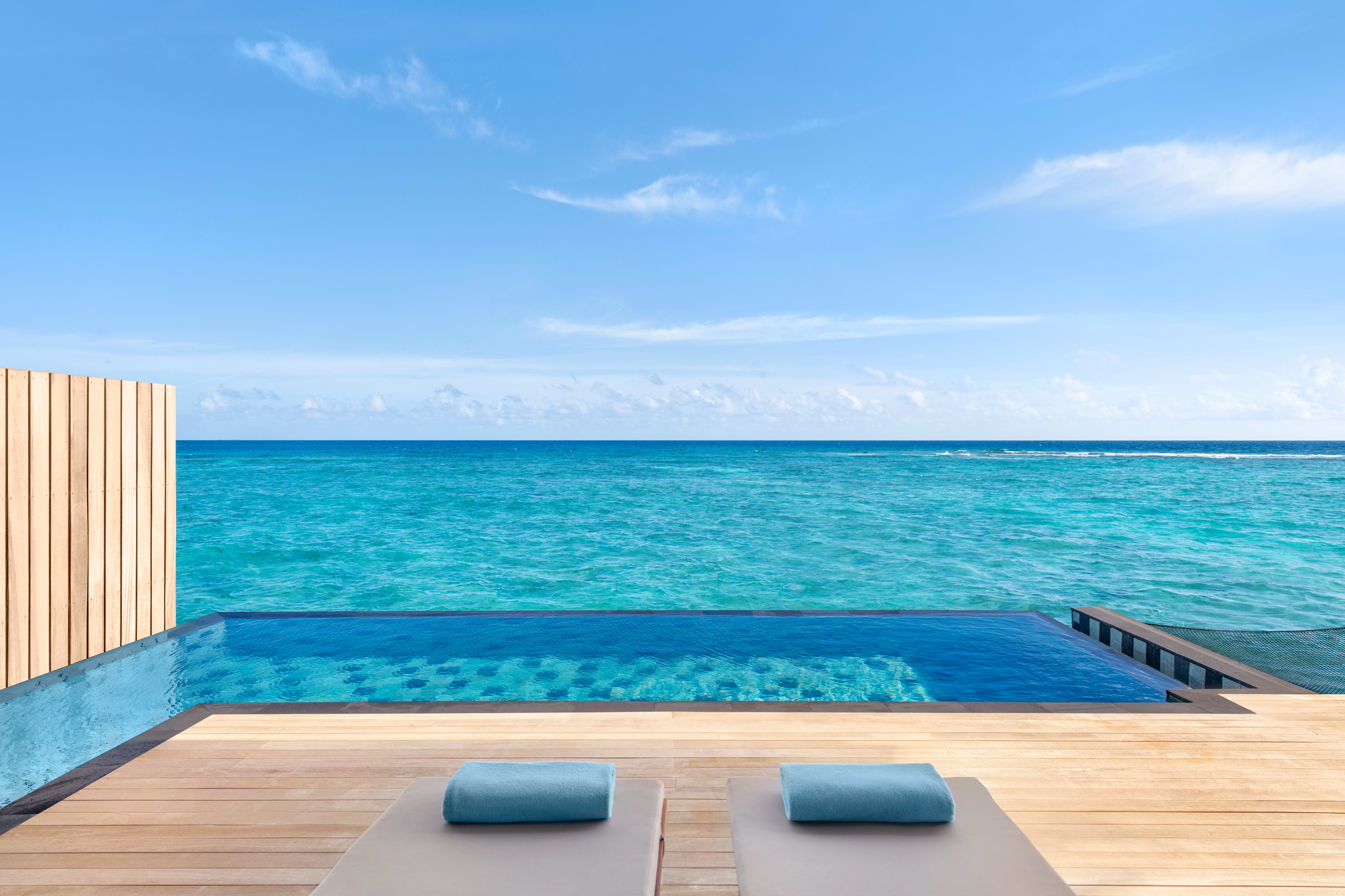 One Bedroom Overwater Pool Villa - Bild 2